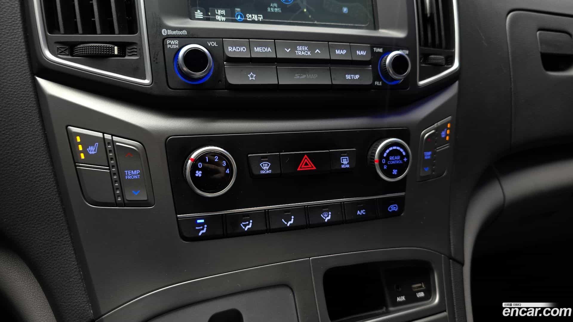 Starex Hyundai 2019.3-OPTION-021