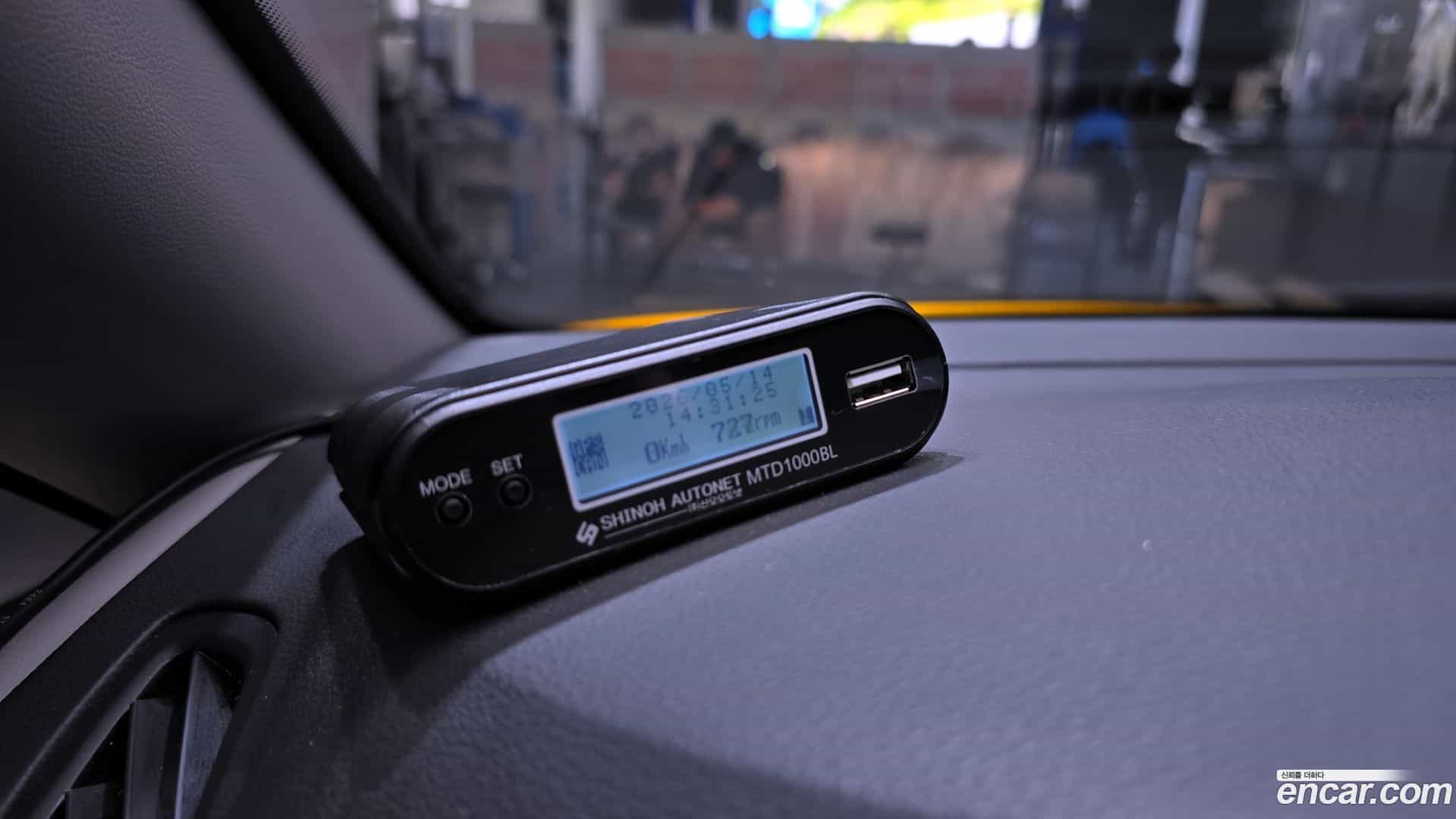 Starex Hyundai 2019.3-OPTION-041