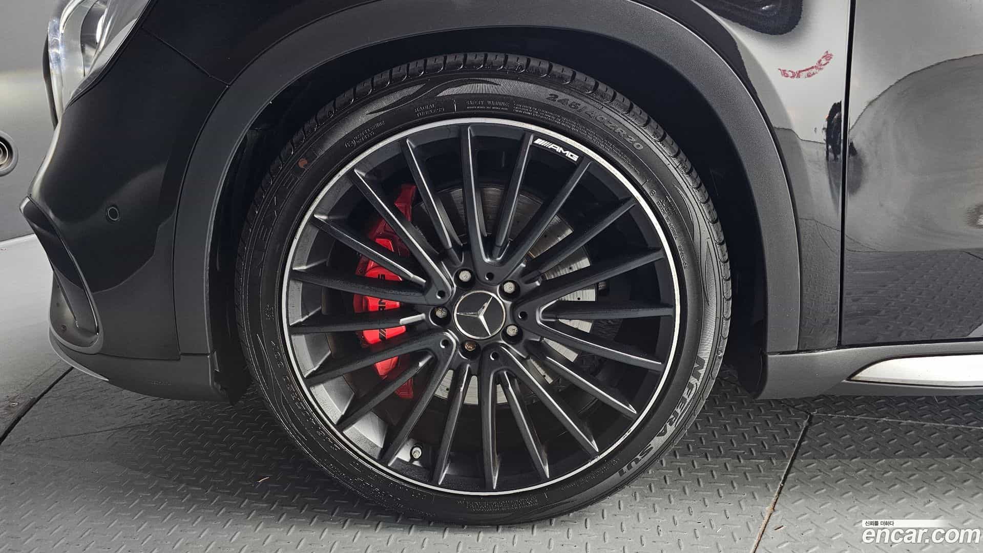 GLA-Class Mercedes-Benz 2019.6-OUTER-005