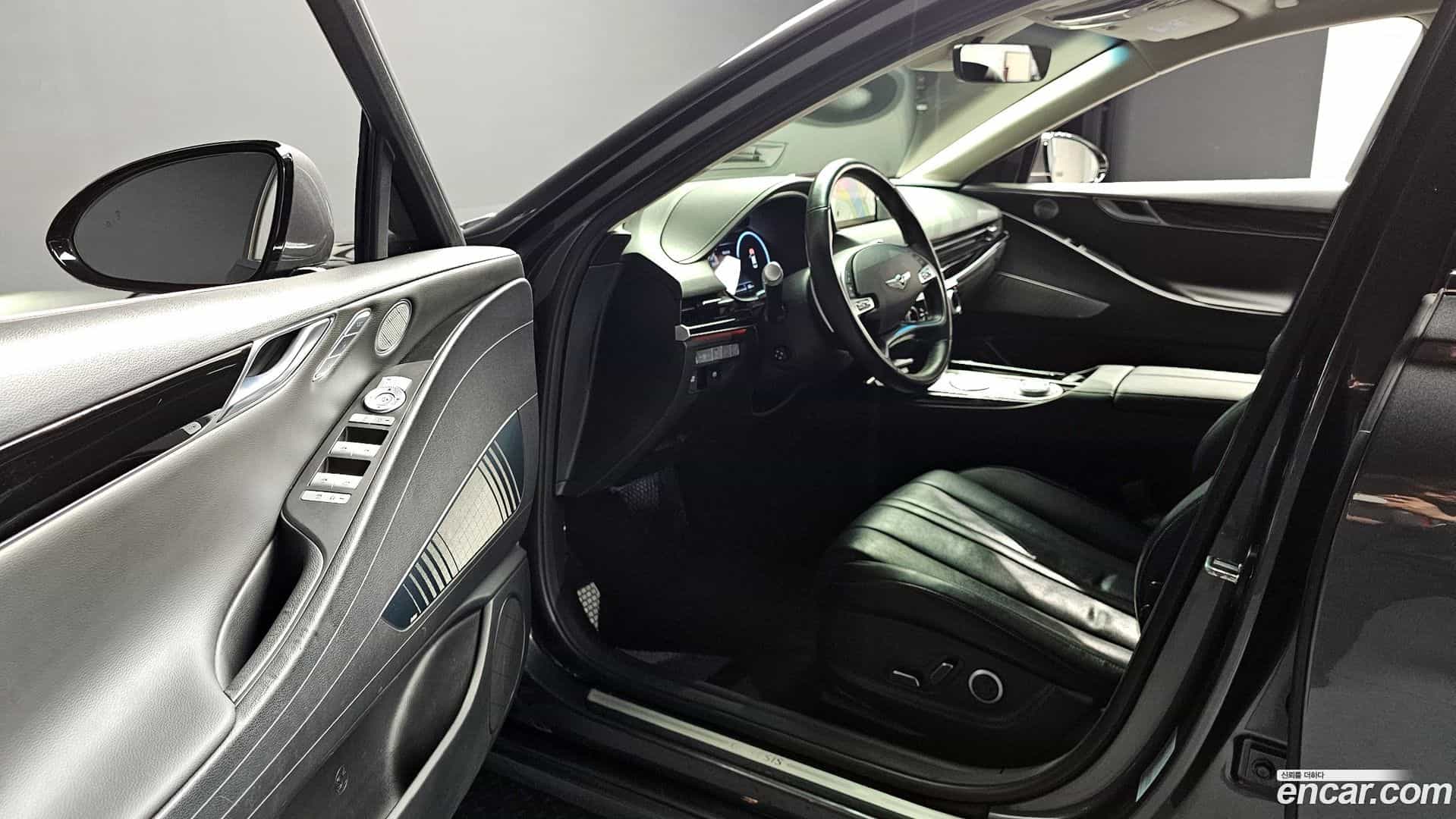 G80 Genesis 2020.6-INNER-010