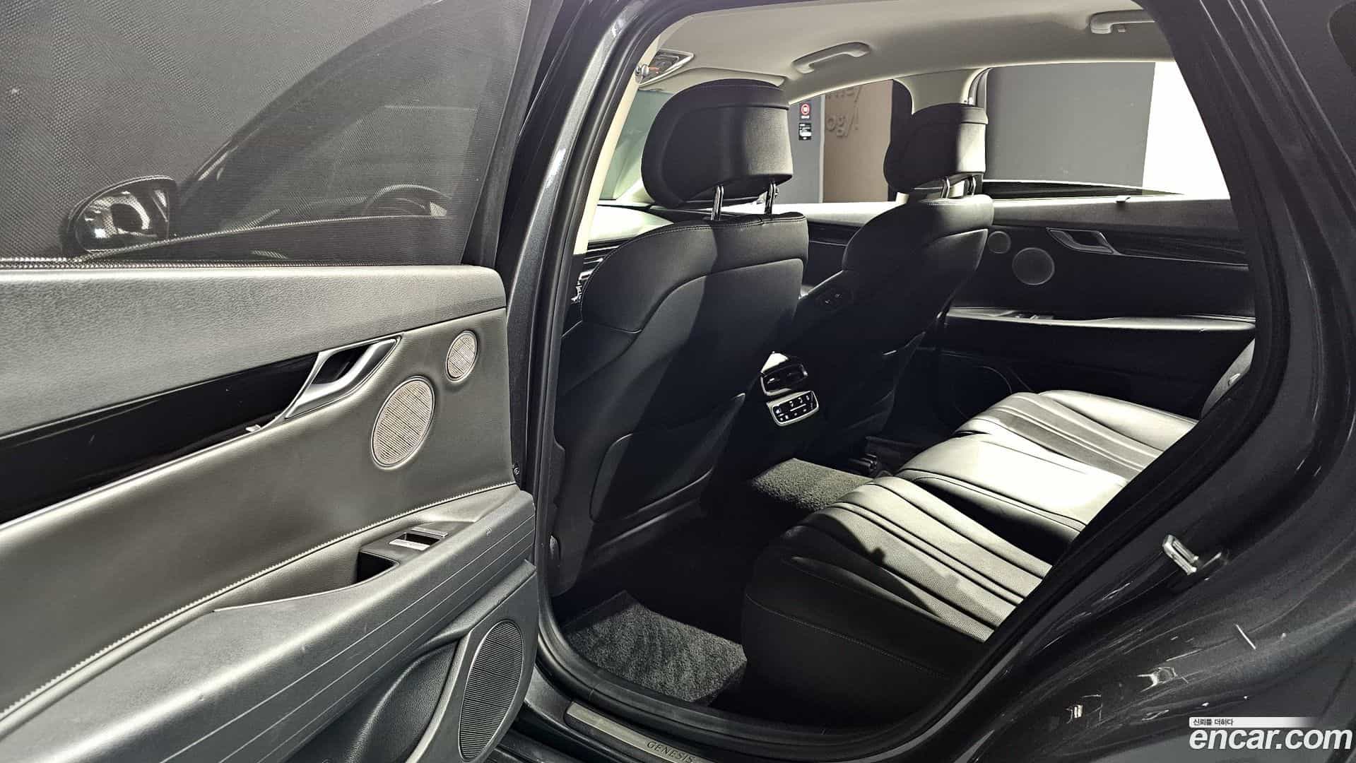 G80 Genesis 2020.6-INNER-036