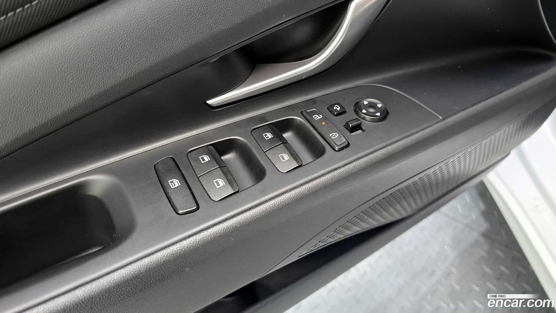 AVANTE Hyundai 2024.2-OPTION-017