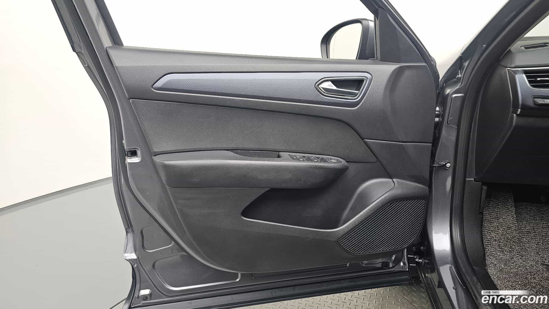 XM3 Renault Korea 2020.6-INNER-034