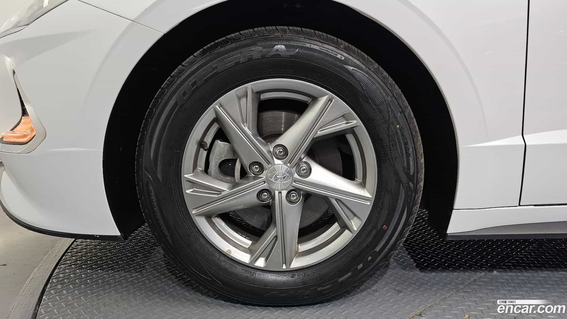 Sonata Hyundai 2019.6-OUTER-005