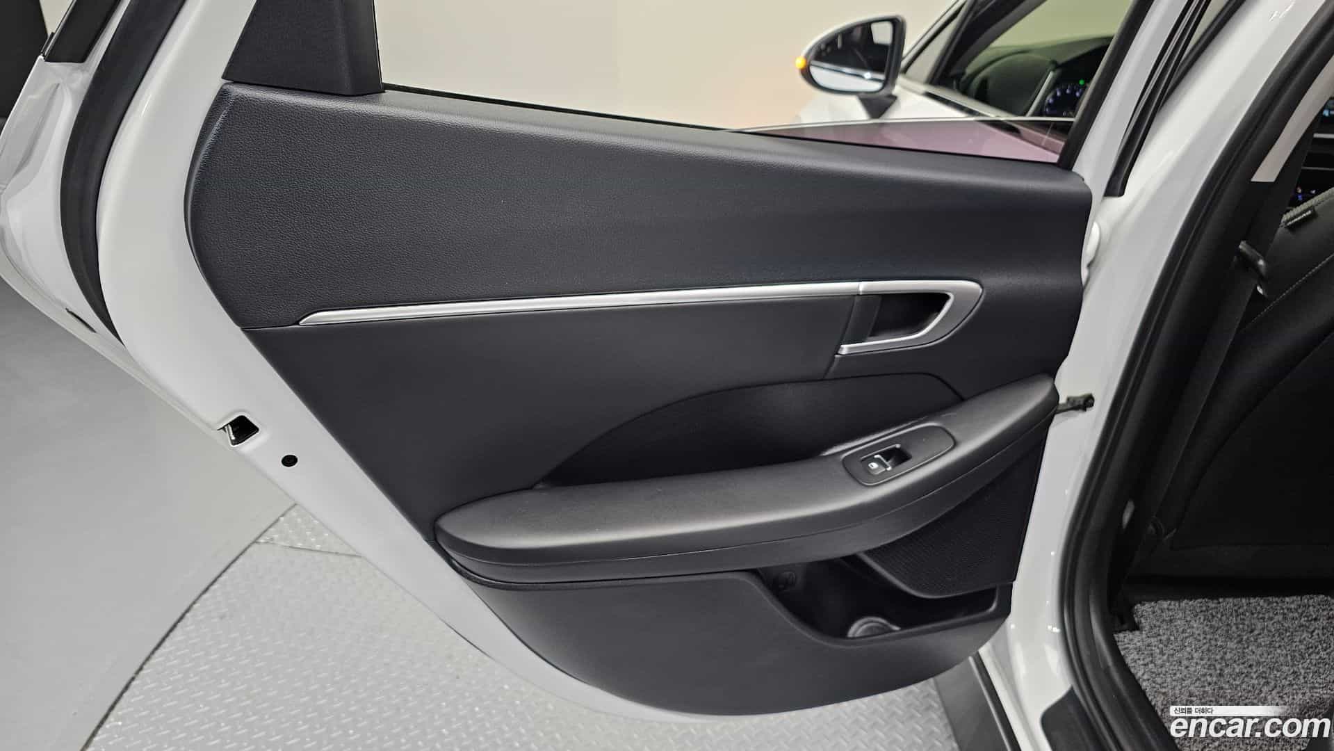 Sonata Hyundai 2019.6-INNER-035