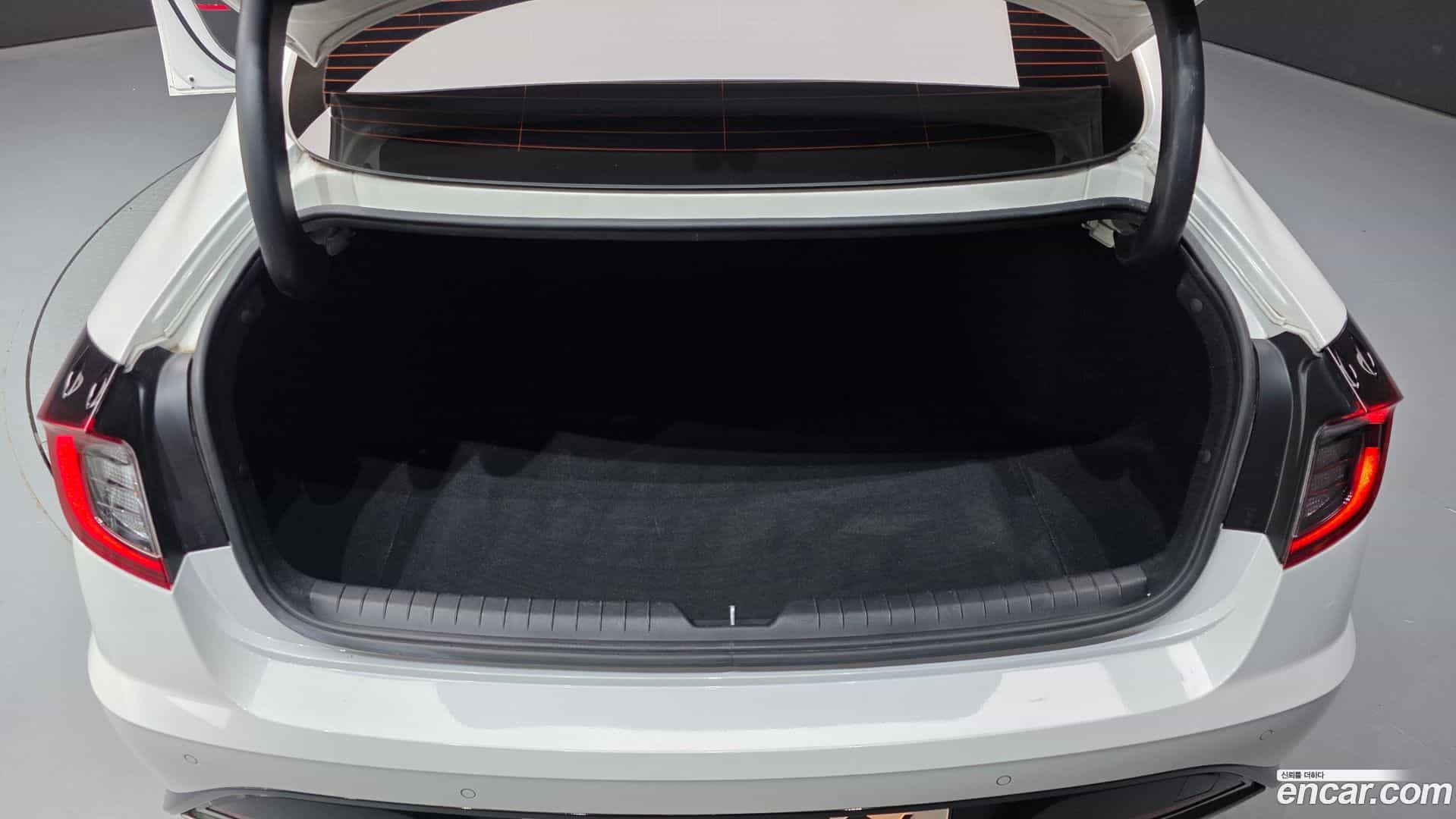 Sonata Hyundai 2022.4-OPTION-041