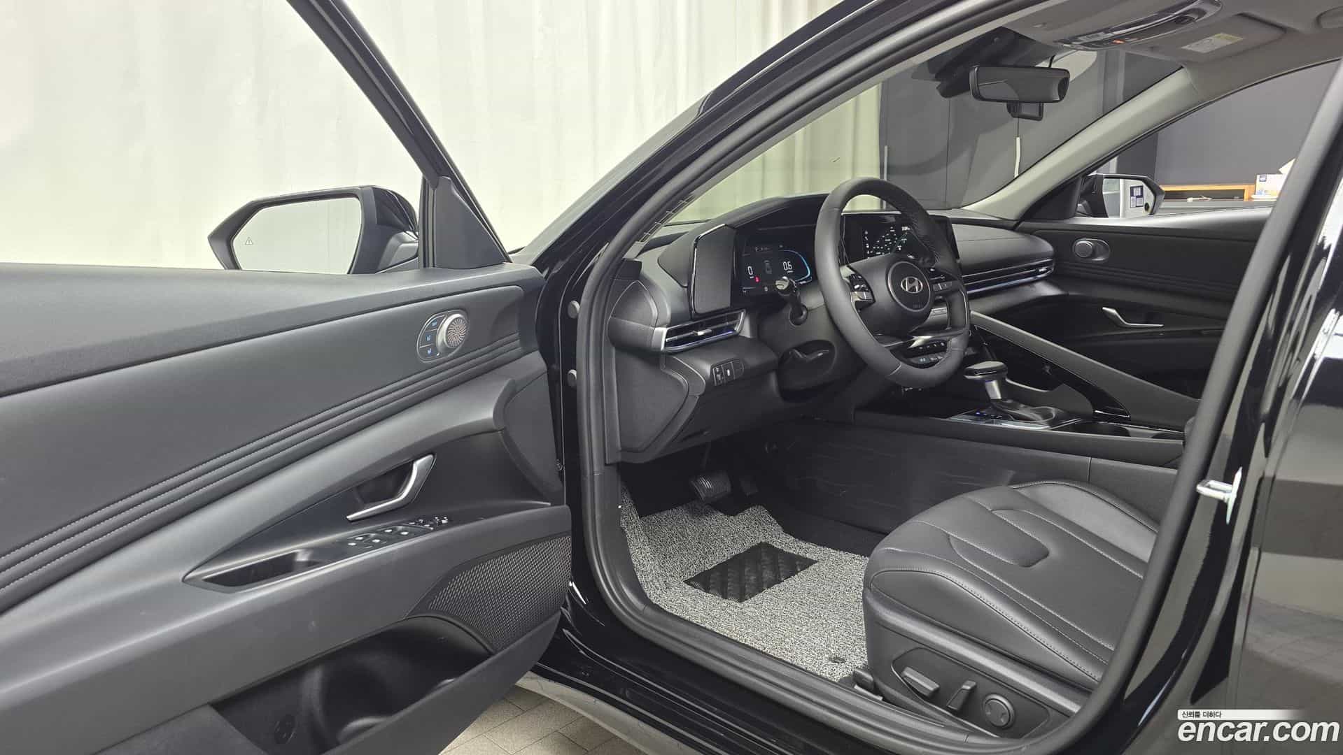AVANTE Hyundai 2025.4-INNER-010