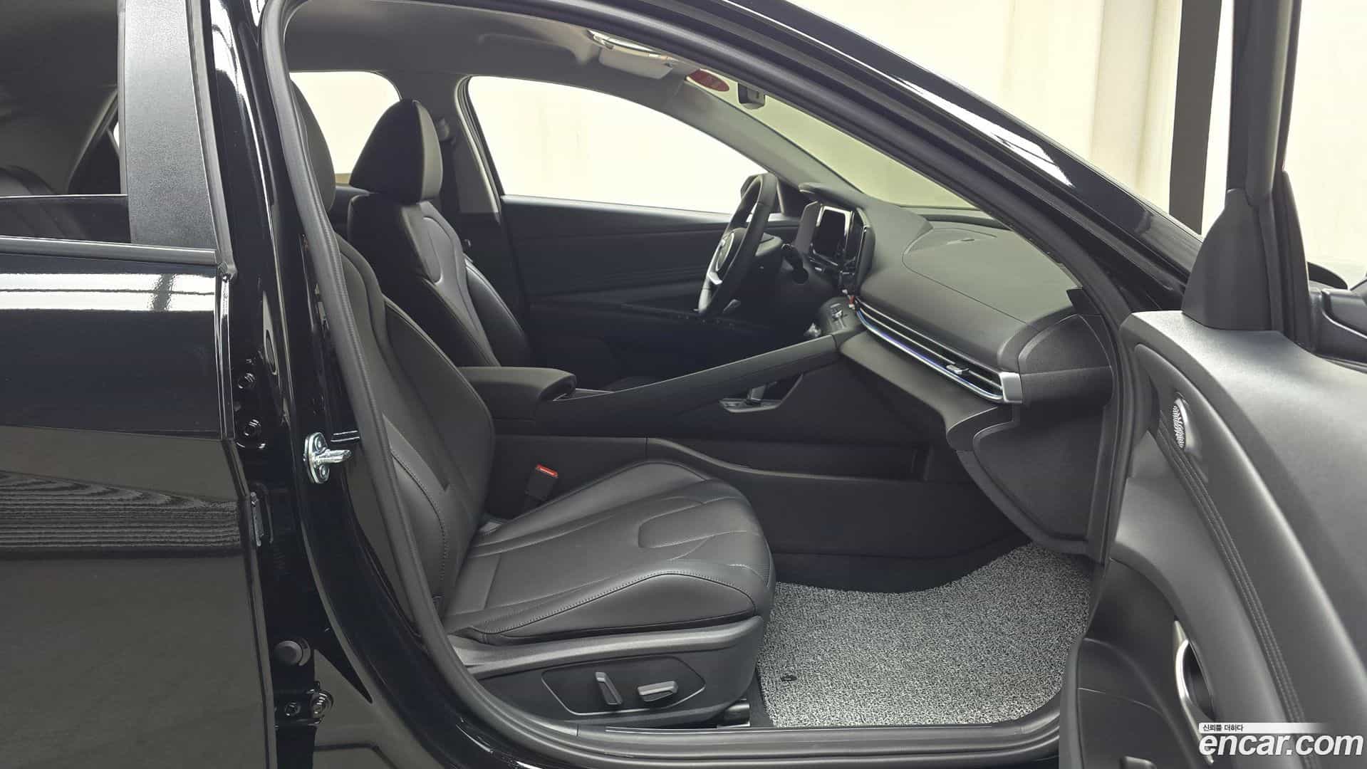 AVANTE Hyundai 2025.4-INNER-036