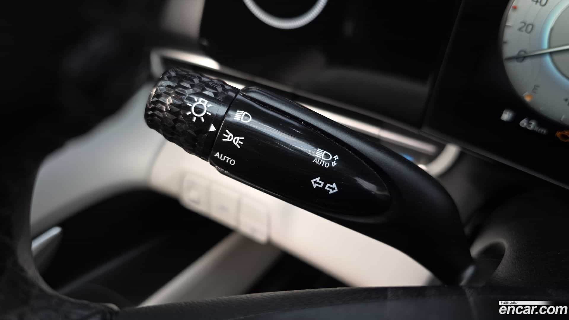 AVANTE Hyundai 2021.2-OPTION-040