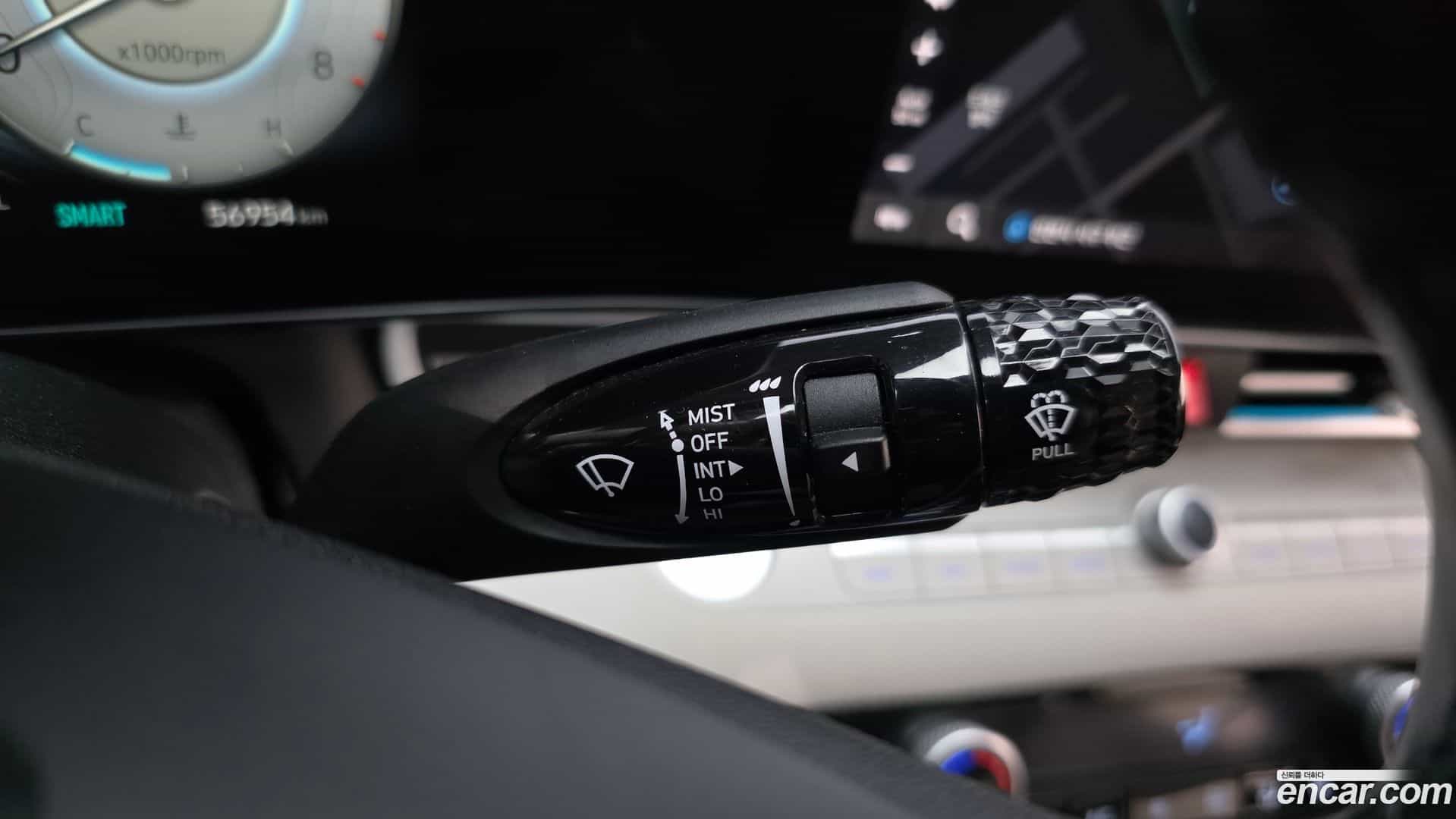 AVANTE Hyundai 2021.2-OPTION-041