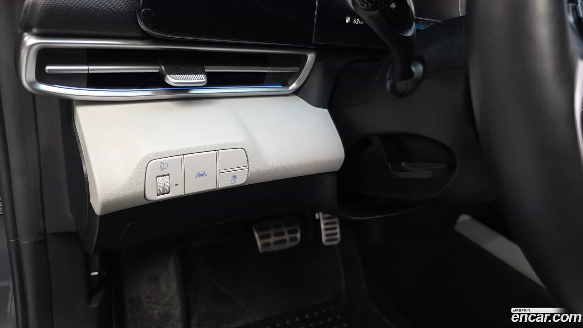 AVANTE Hyundai 2021.2-OPTION-043
