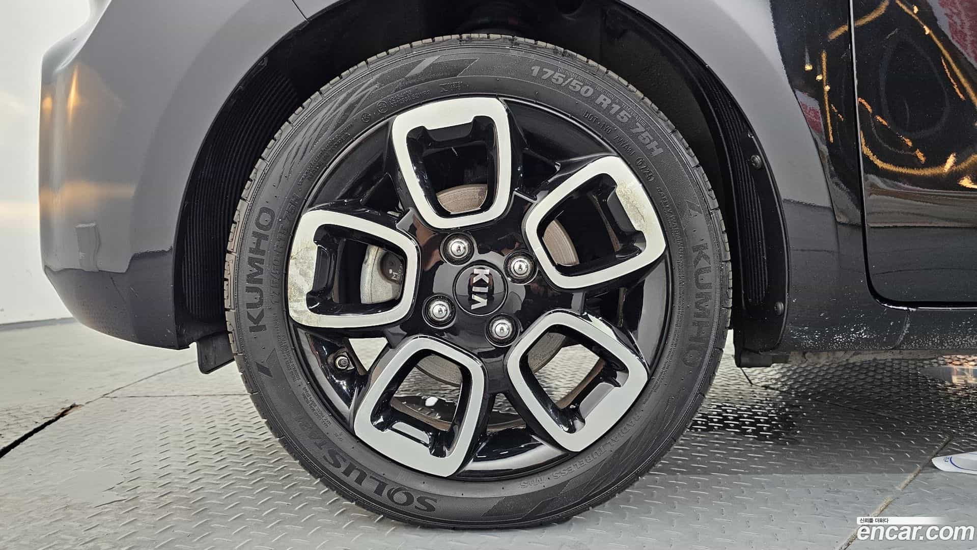 RAY Kia 2018.1-OUTER-005