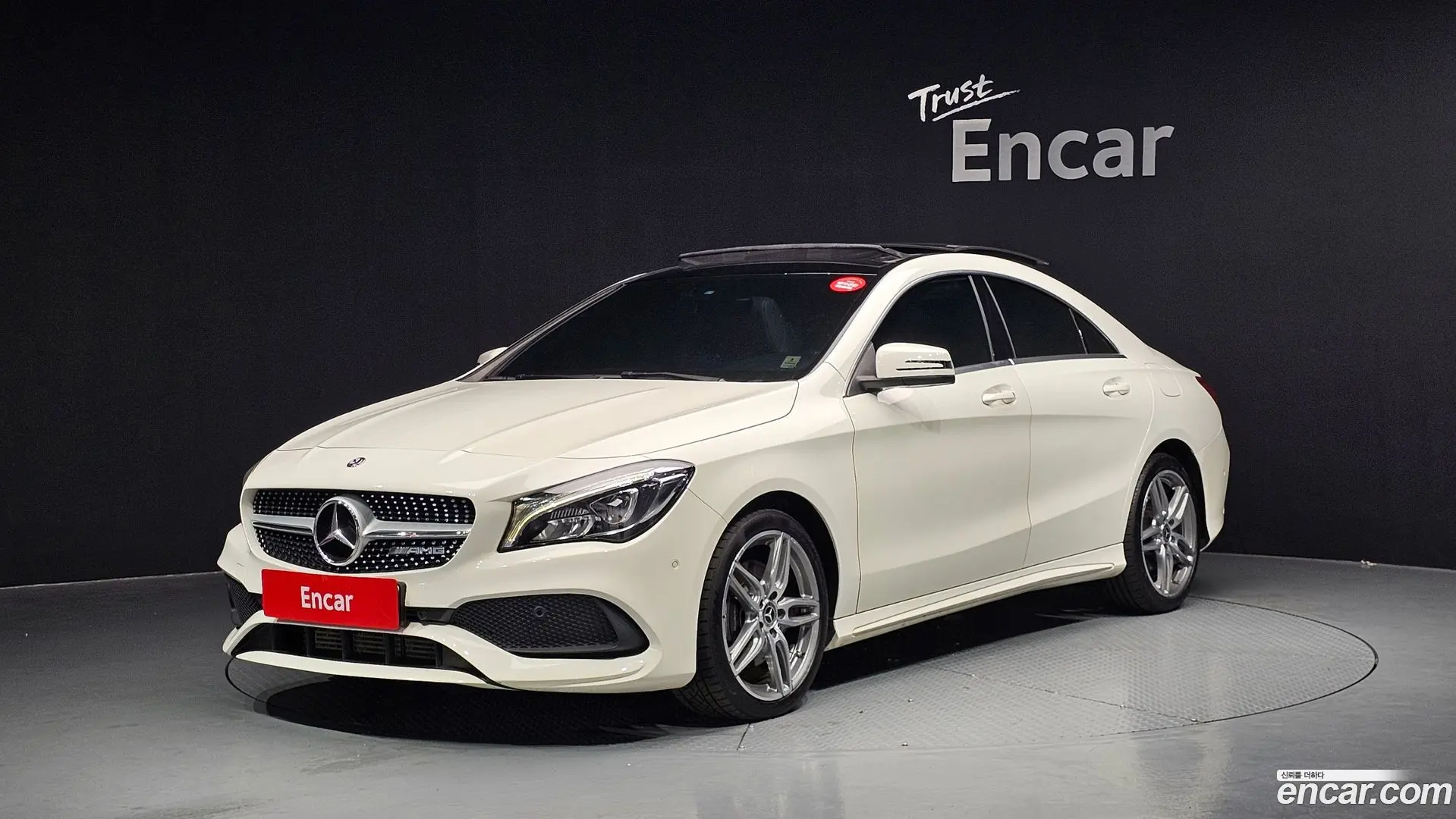 Main__Slider__Photo:CLA-Class Mercedes-Benz 2018.1-0