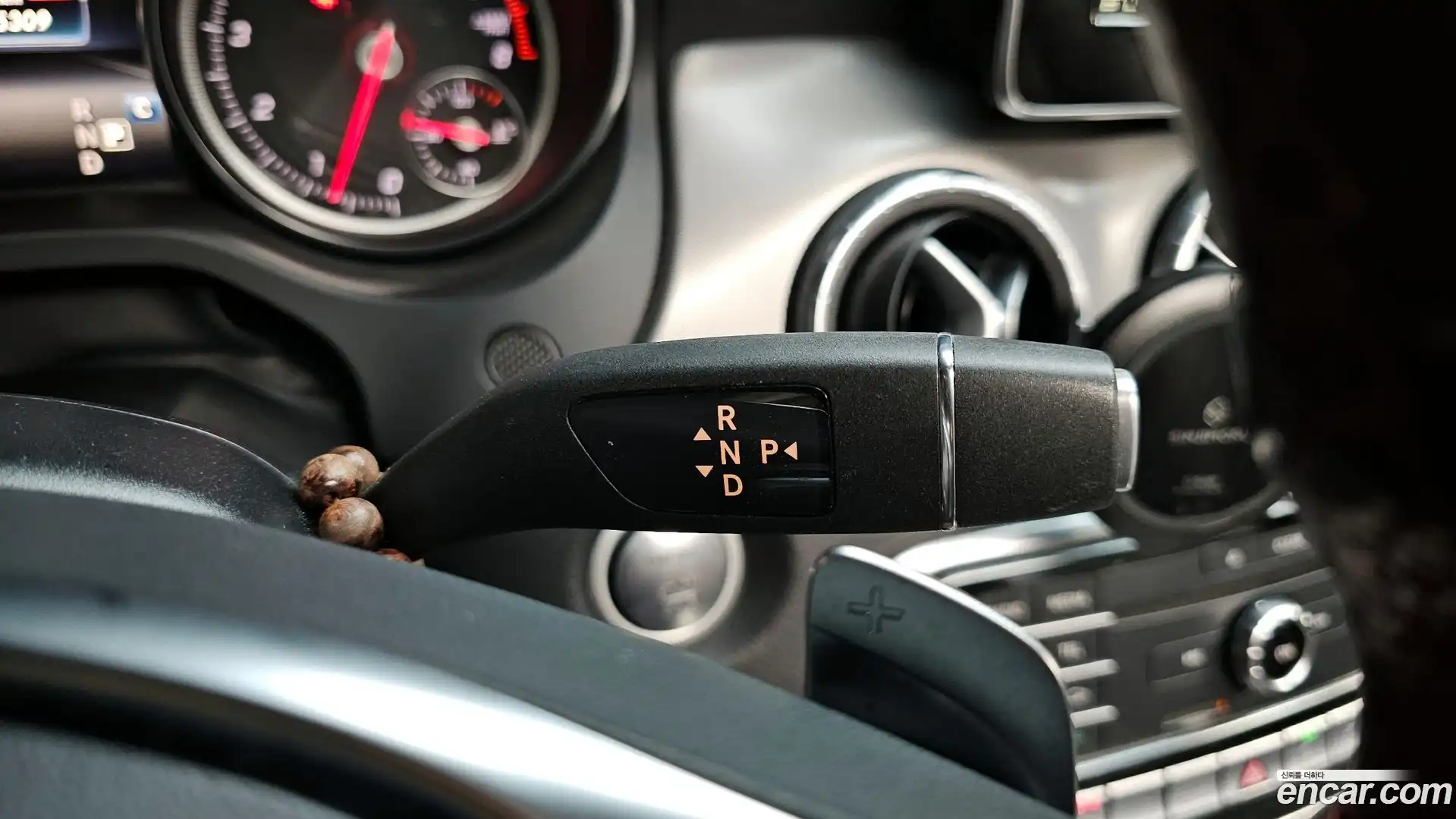 CLA-Class Mercedes-Benz 2018.1-INNER-009