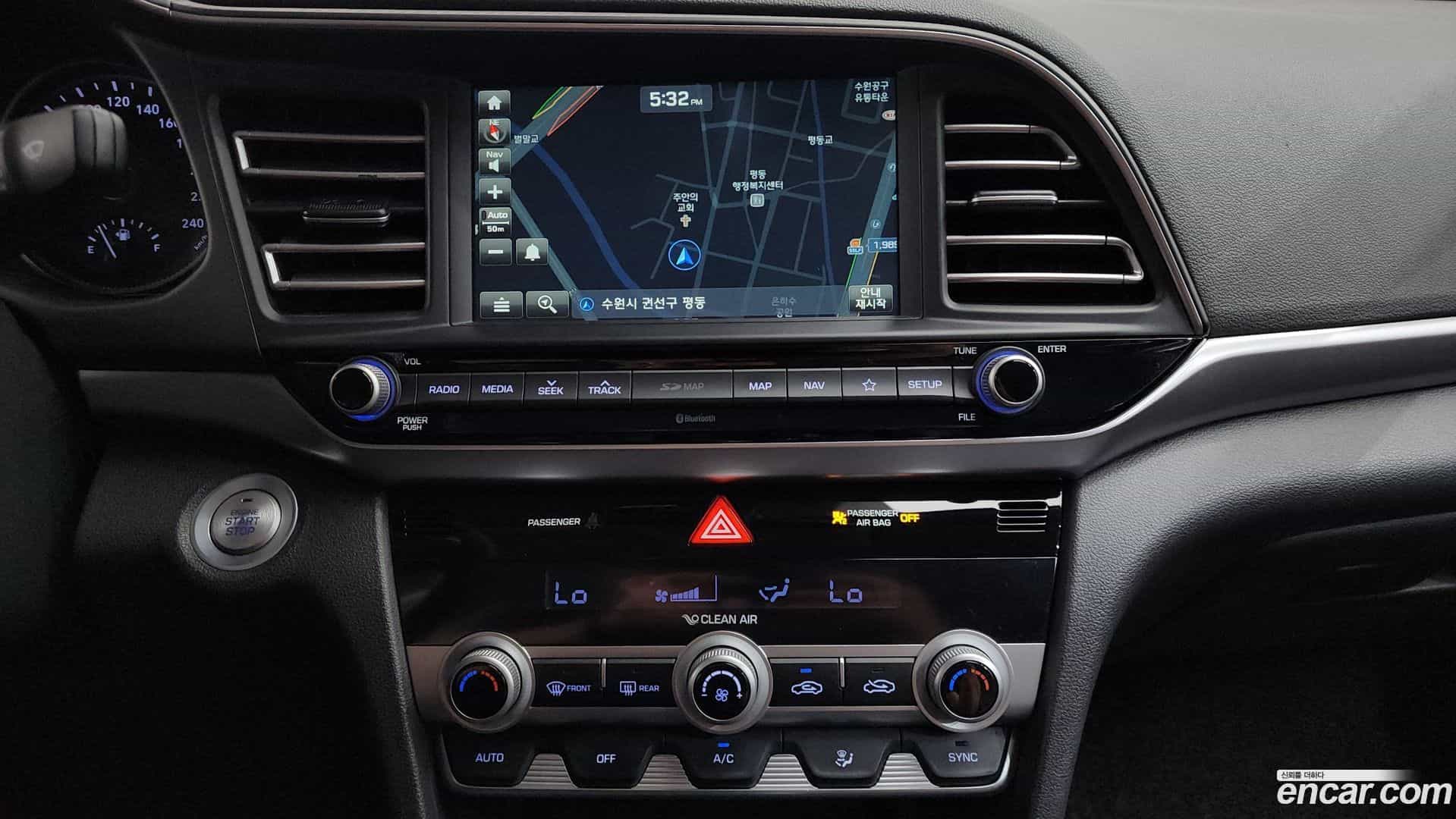AVANTE Hyundai 2018.9-OPTION-016