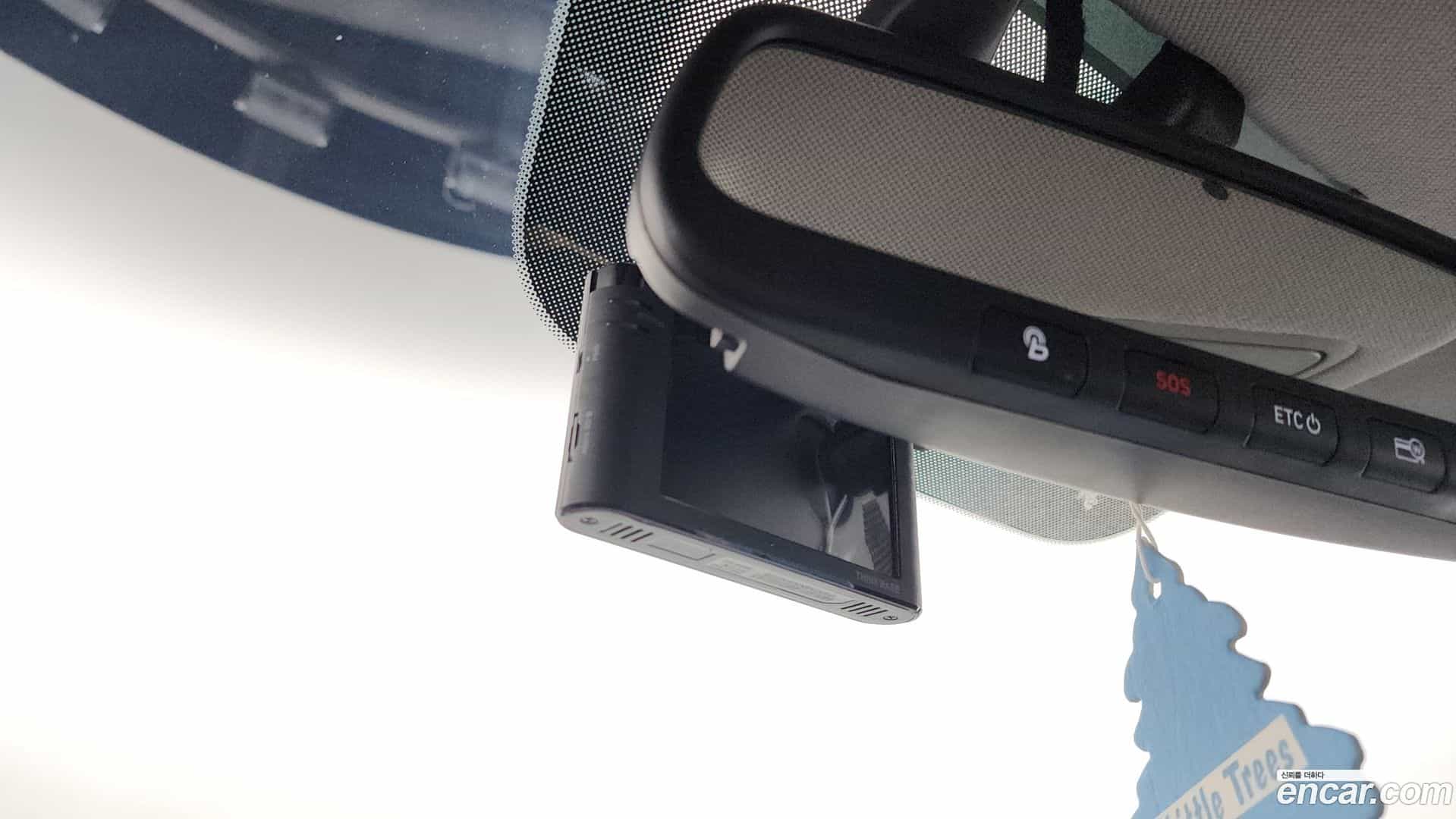 AVANTE Hyundai 2018.9-OPTION-022