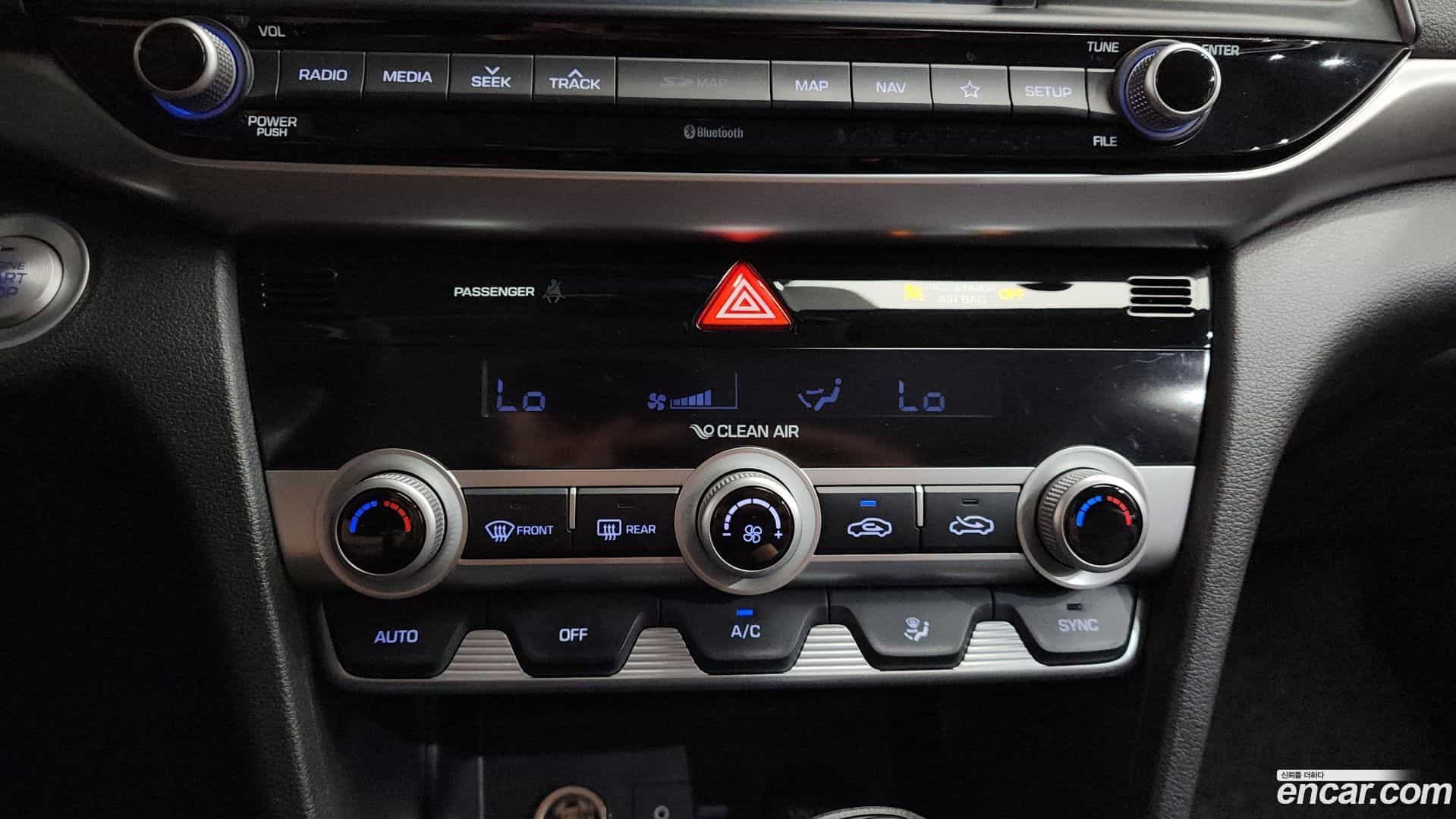 AVANTE Hyundai 2018.9-OPTION-043