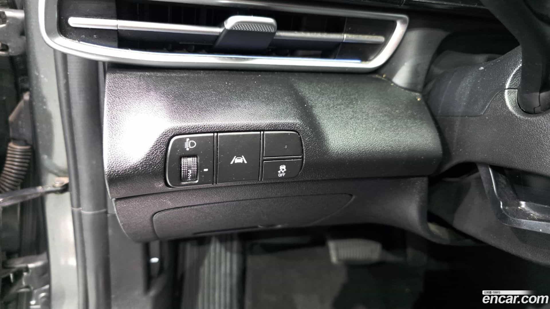 AVANTE Hyundai 2022.0-OPTION-022