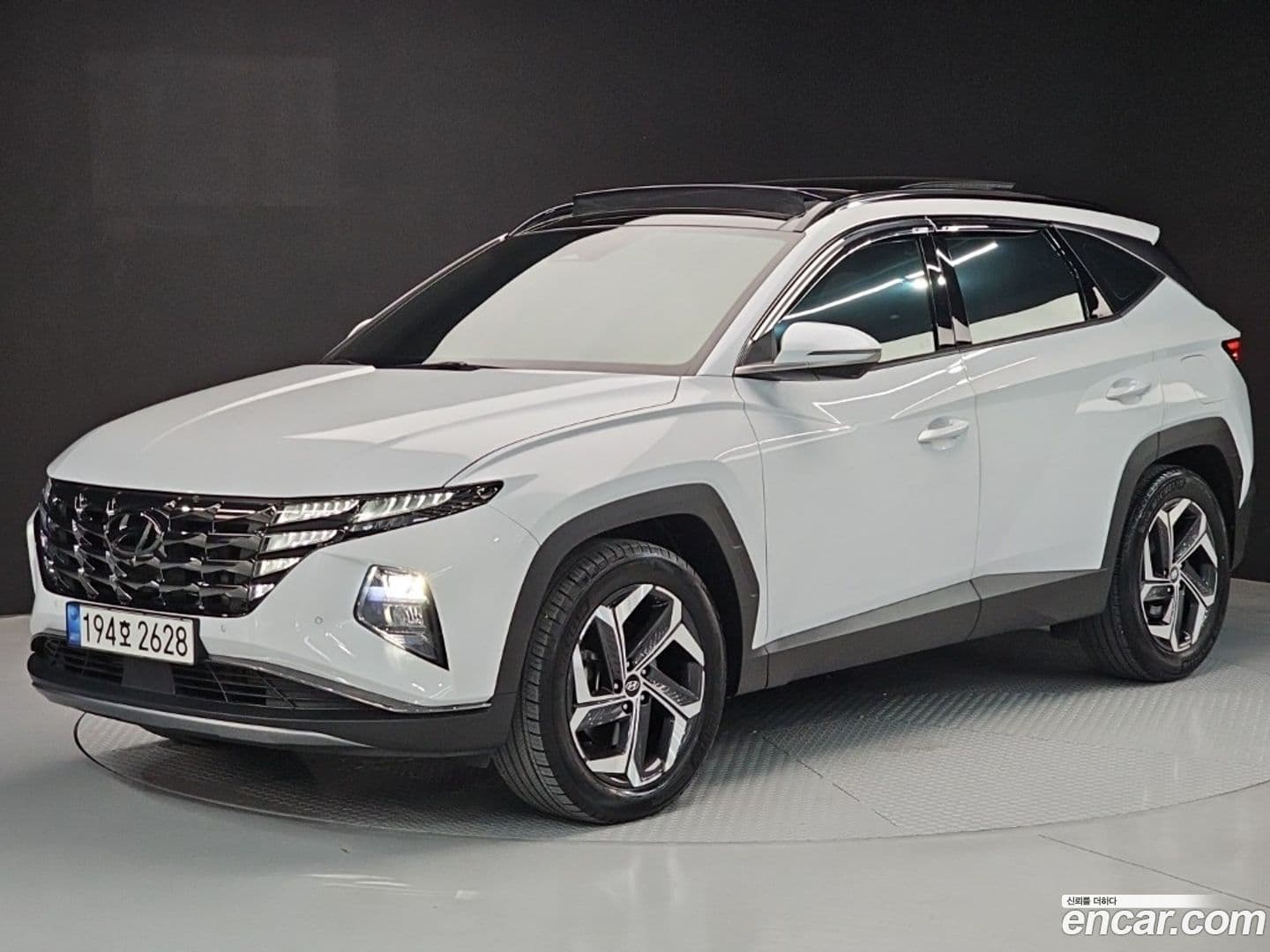 Main__Slider__Photo:Tucson Hyundai 2022.6-0