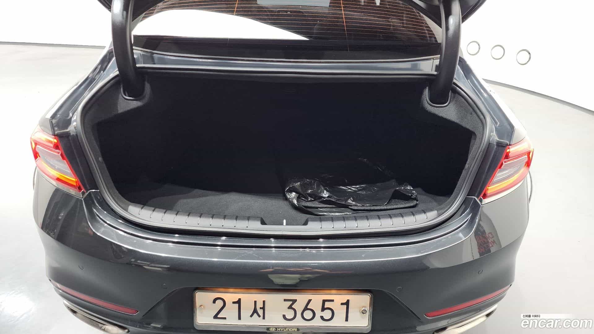 Grandeur Hyundai 2017.4-OPTION-020
