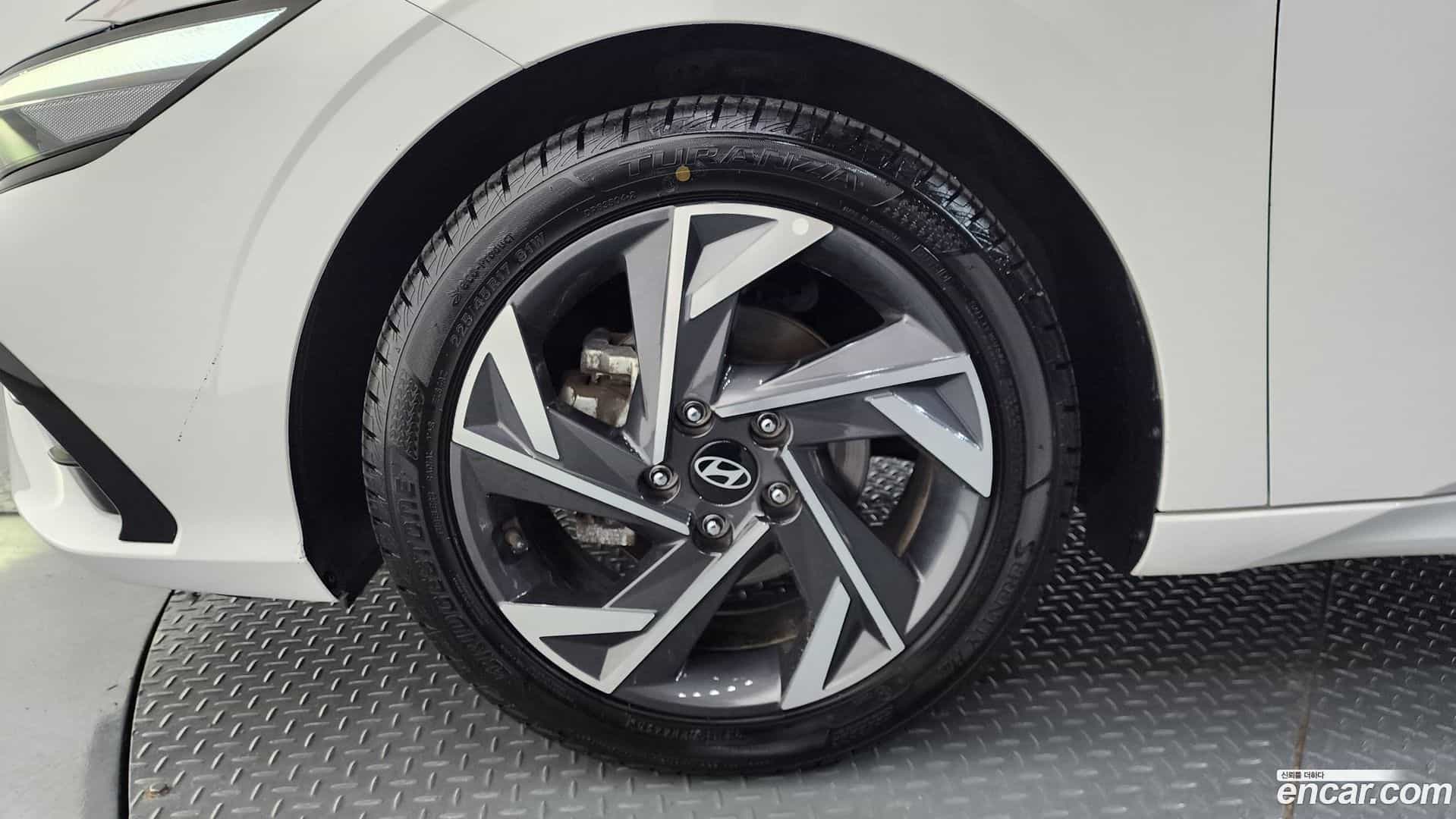 AVANTE Hyundai 2023.6-OUTER-005