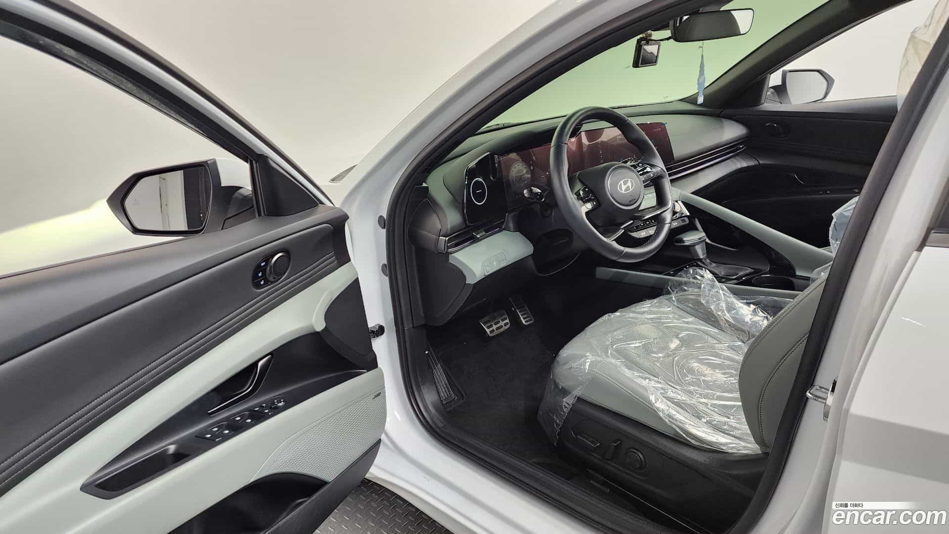 AVANTE Hyundai 2023.6-INNER-010