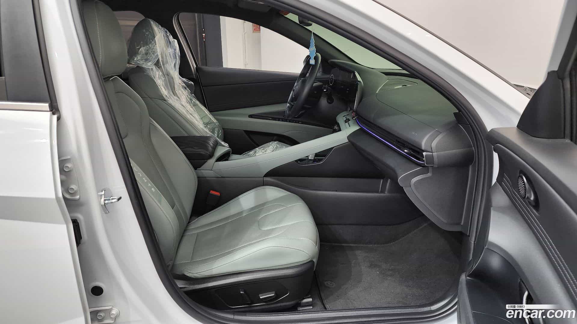 AVANTE Hyundai 2023.6-INNER-036