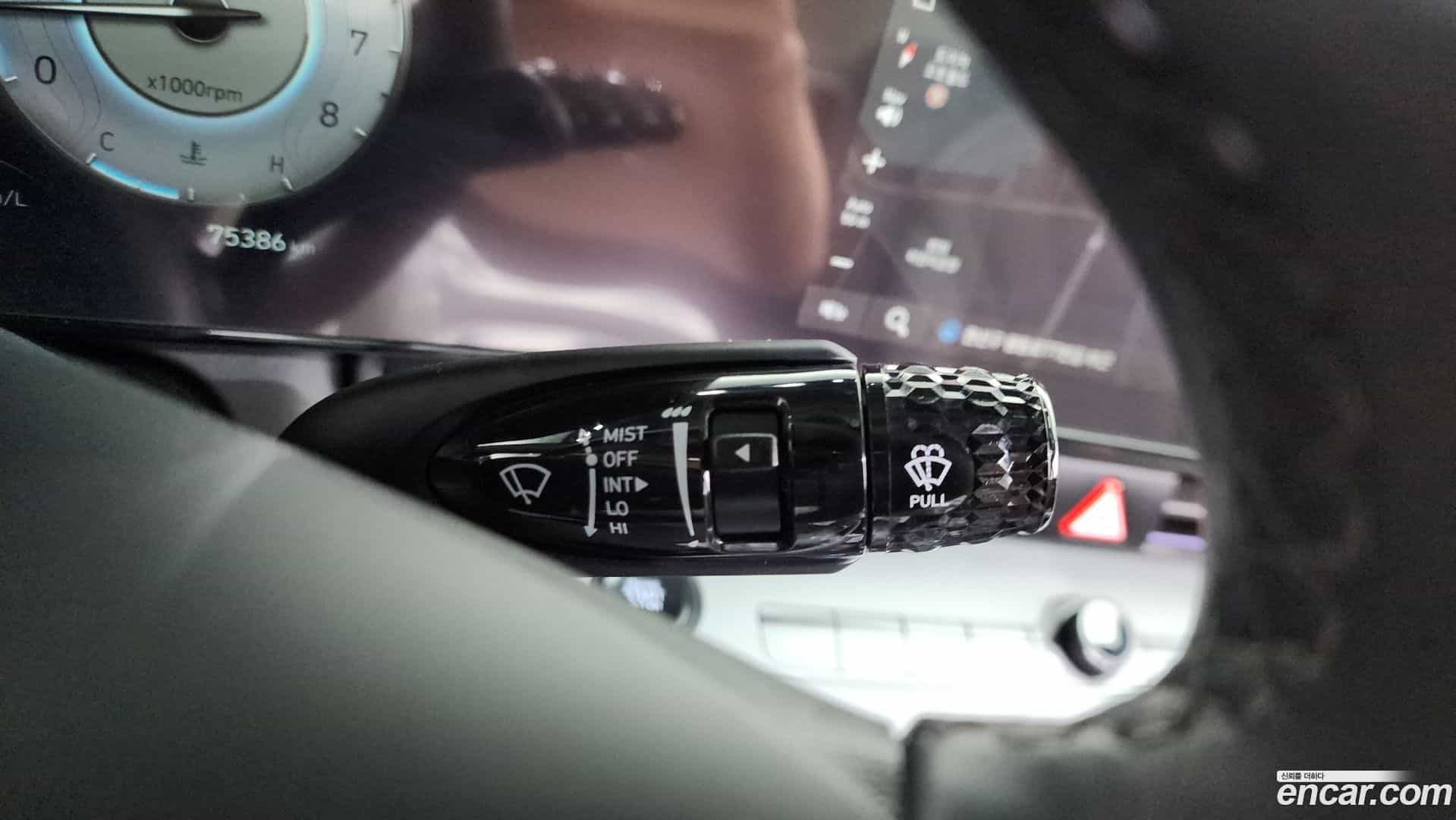 AVANTE Hyundai 2023.6-OPTION-040