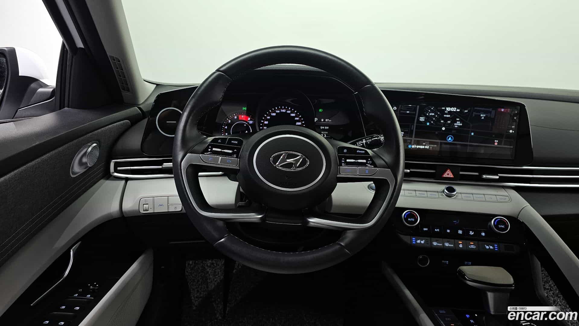 AVANTE Hyundai 2022.10-OPTION-017