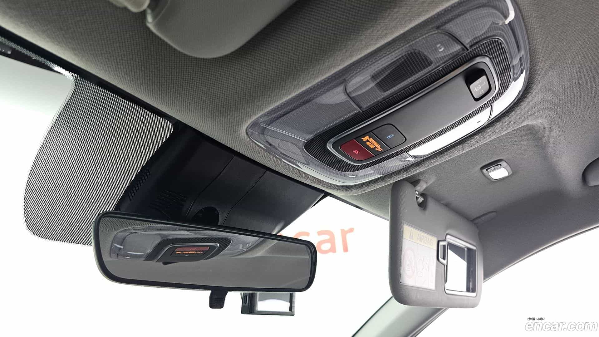 AVANTE Hyundai 2022.10-OPTION-023