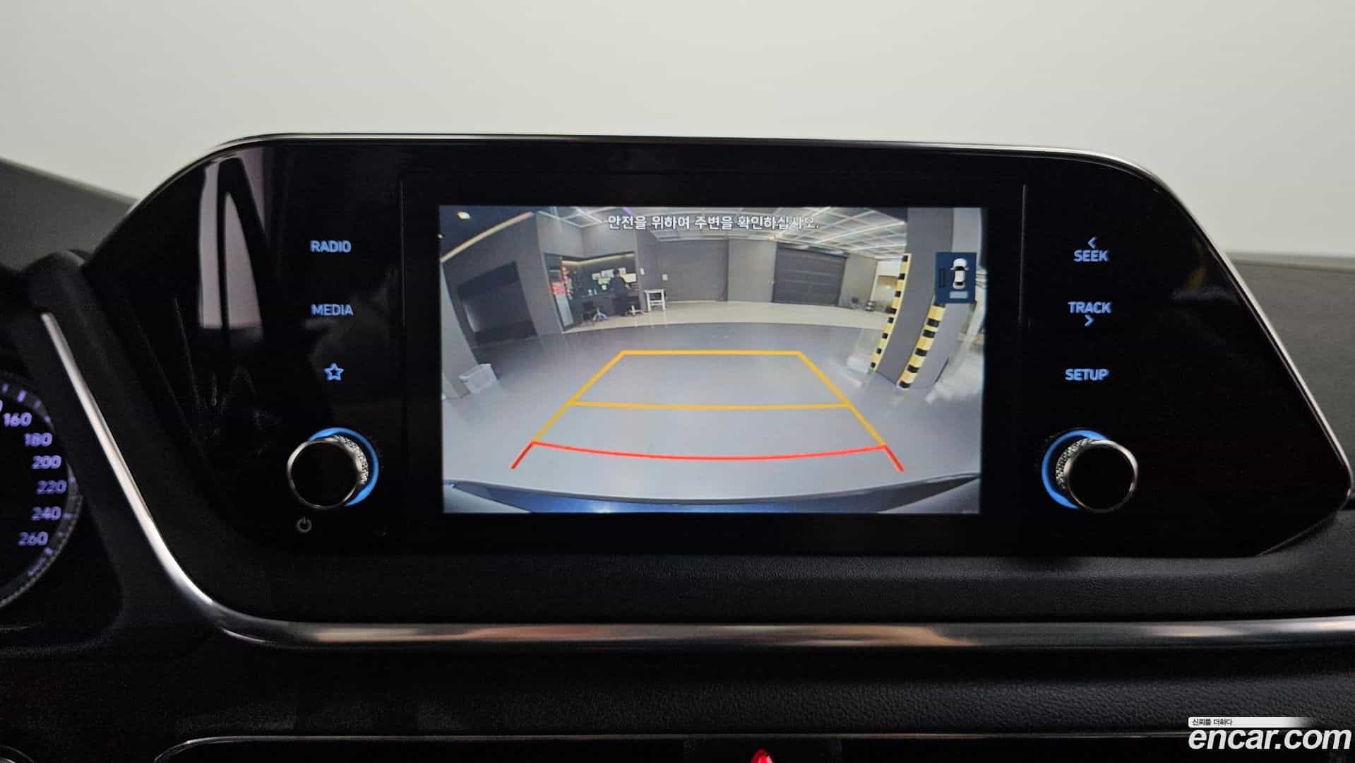 Sonata Hyundai 2019.4-OPTION-018