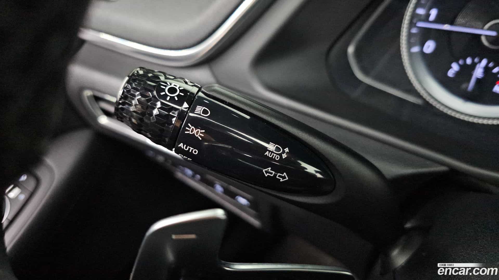 Sonata Hyundai 2019.4-OPTION-042