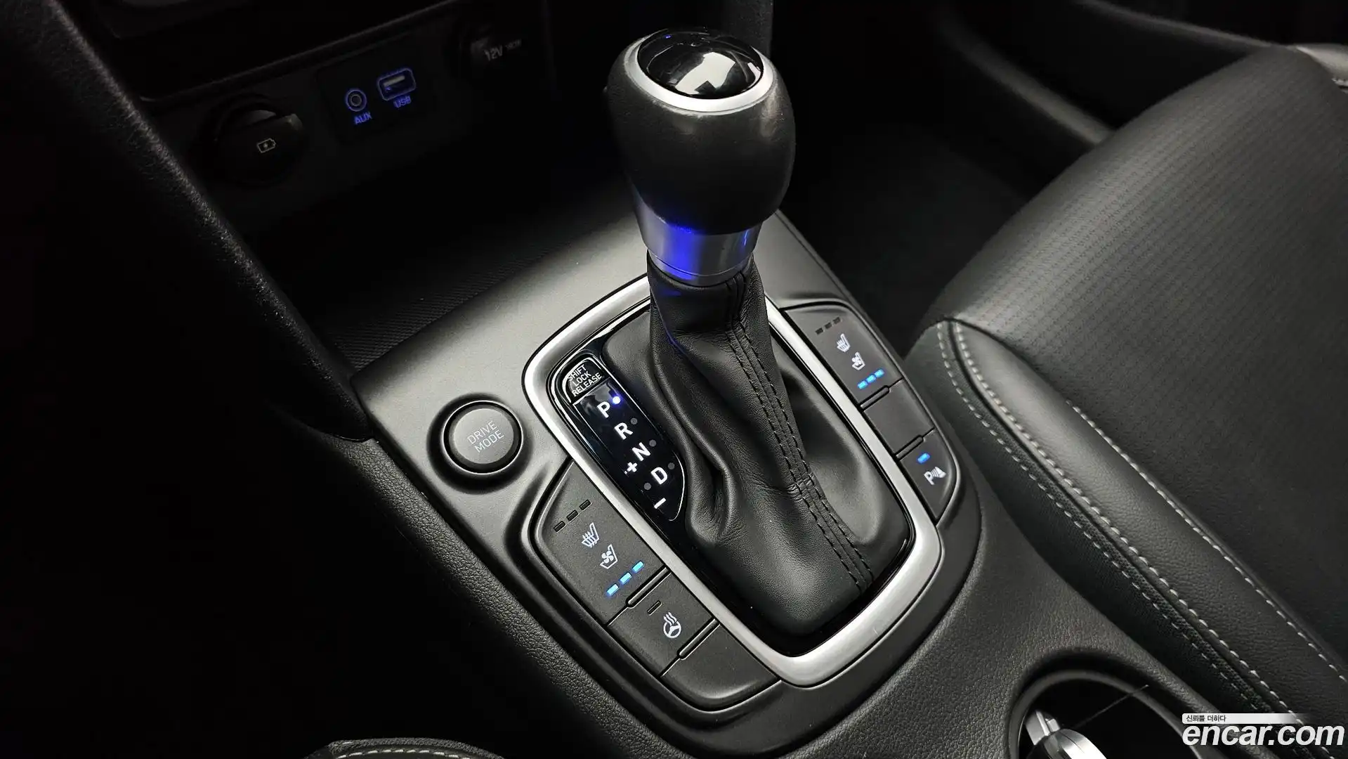 Kona Hyundai 2019.4-INNER-009