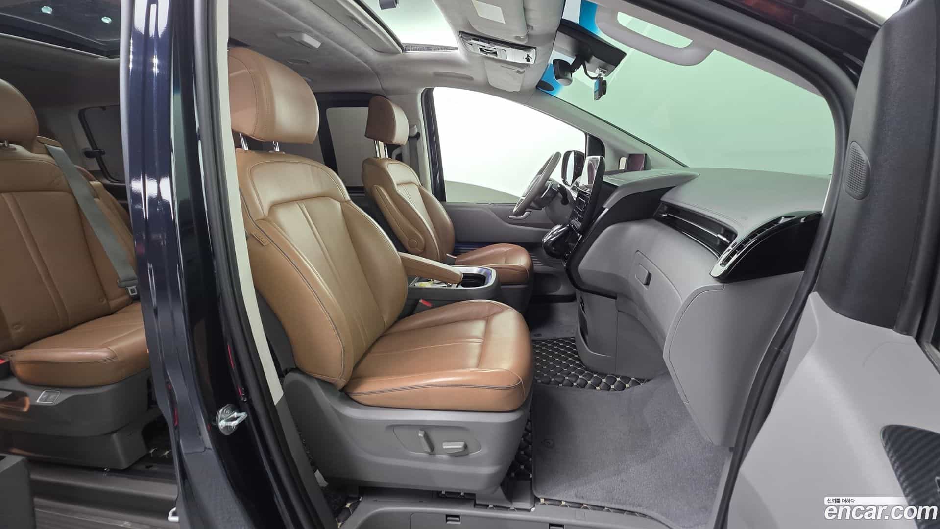 Staria Hyundai 2021.5-INNER-010