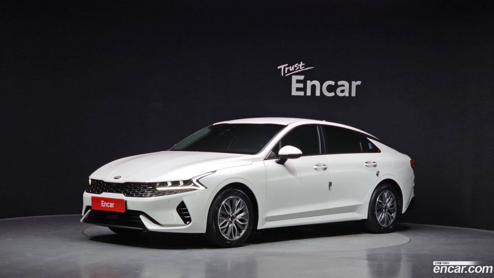 Main__Slider__Photo:K5 Kia 2021.5-0