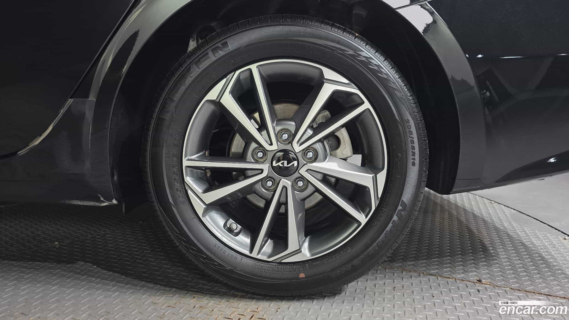 K3 Kia 2023.0-OUTER-005