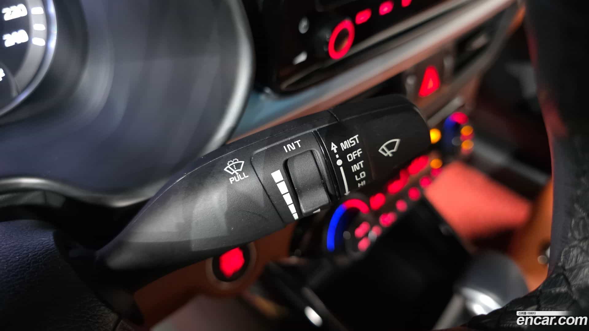K3 Kia 2023.0-OPTION-040