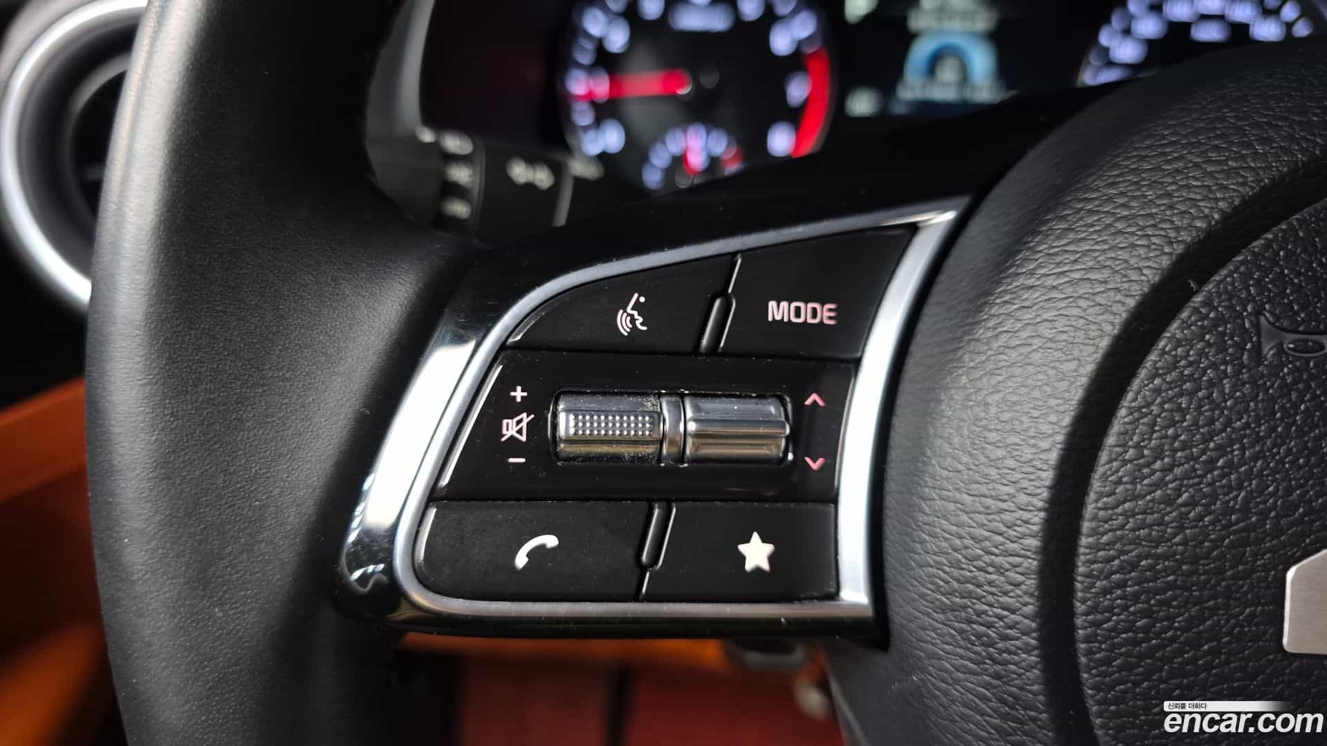 K3 Kia 2023.0-OPTION-043