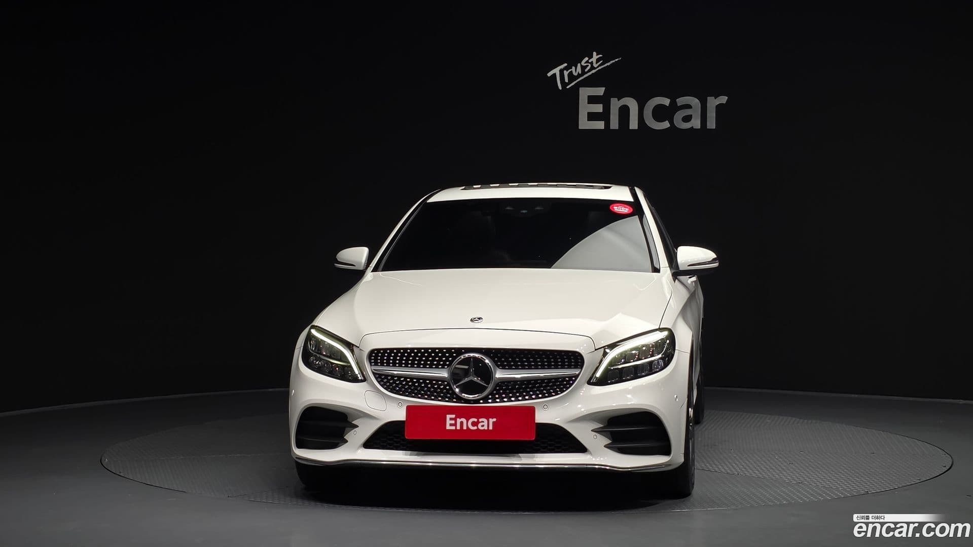 Main__Slider__Photo:C-Class Mercedes-Benz 2021.1-2