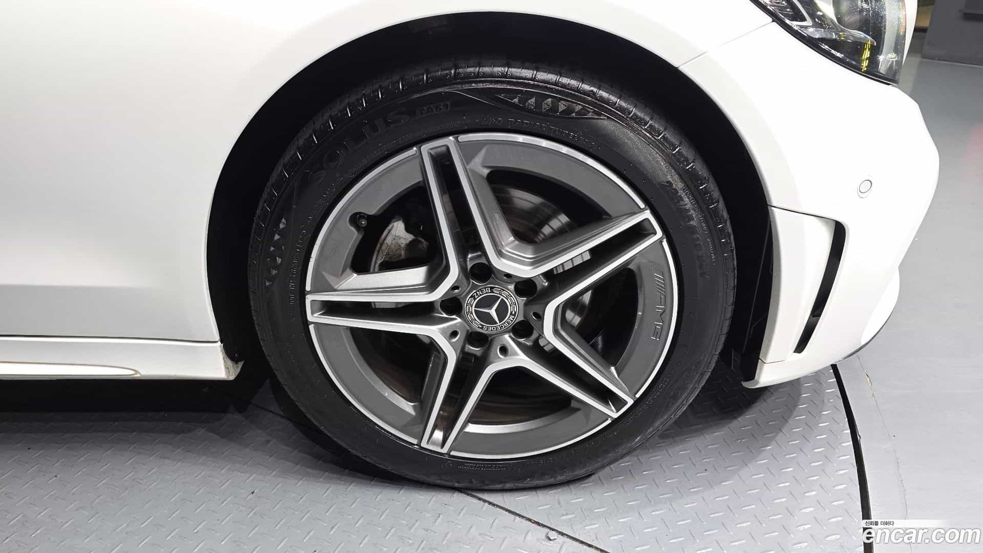 C-Class Mercedes-Benz 2021.1-OUTER-031