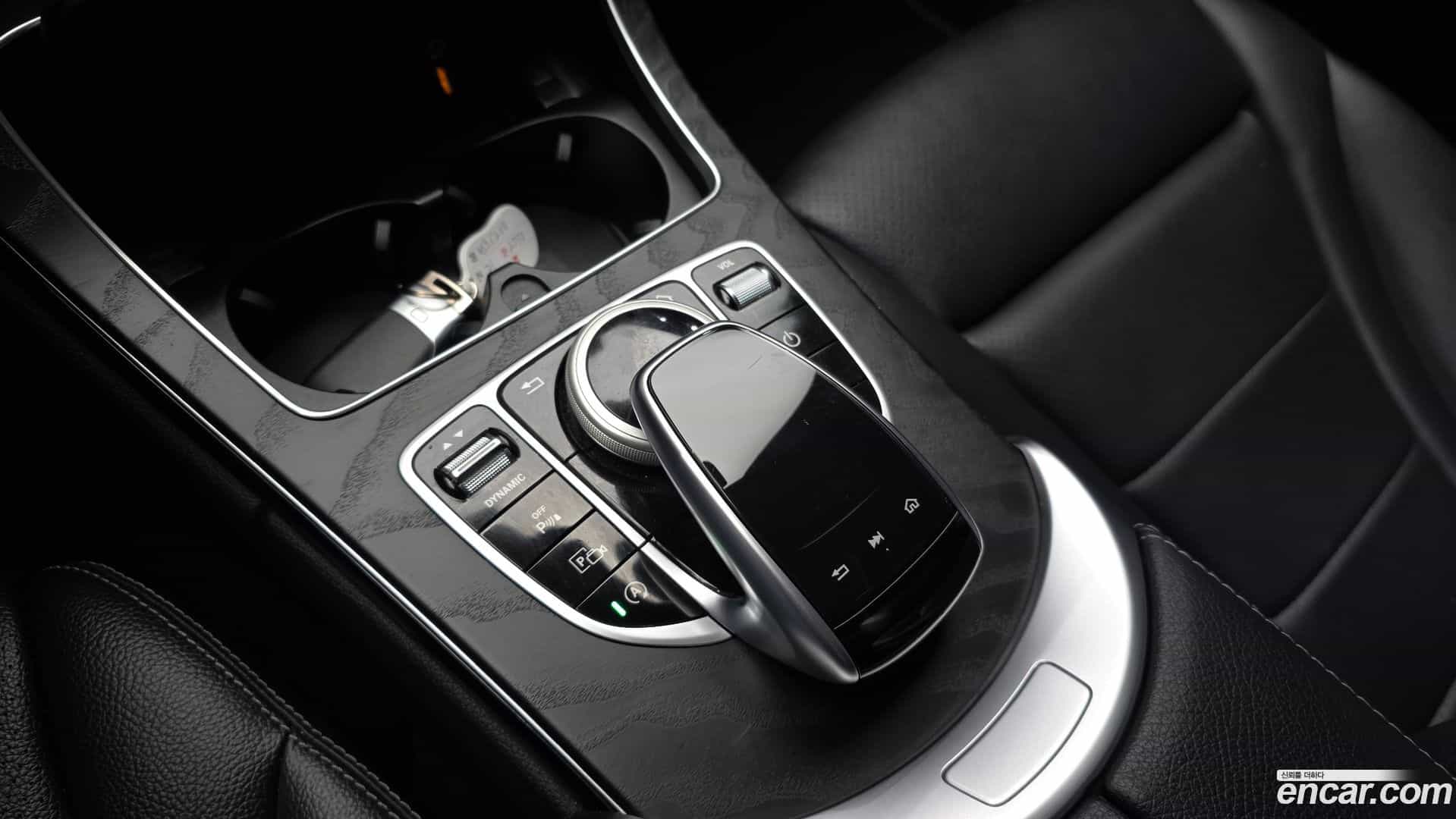 C-Class Mercedes-Benz 2021.1-OPTION-040