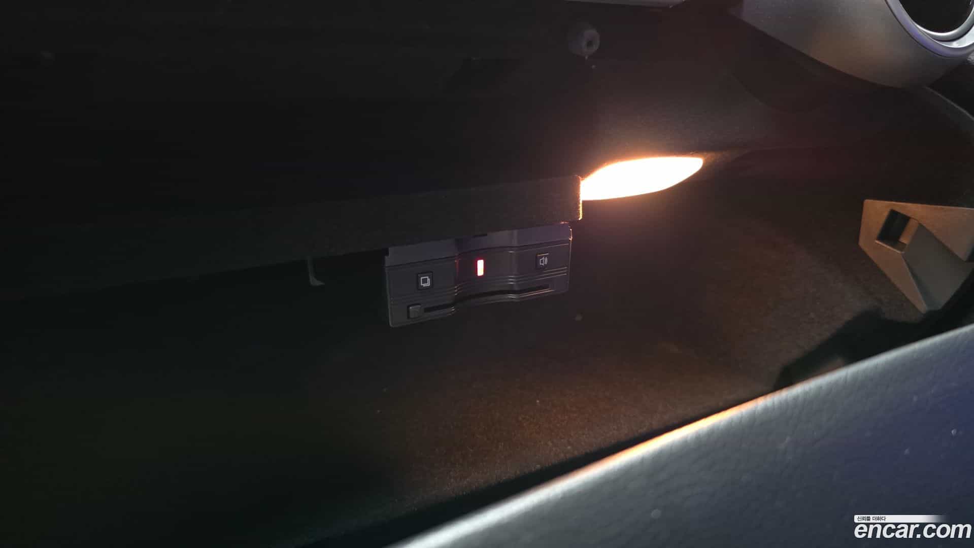 C-Class Mercedes-Benz 2021.1-OPTION-042