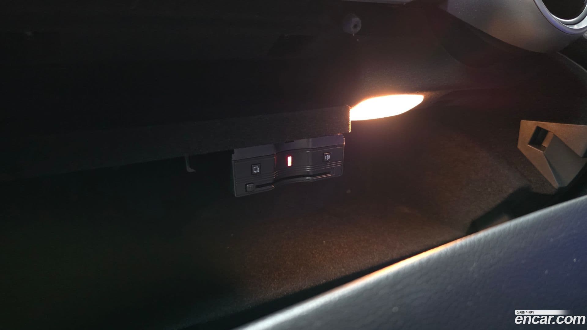 Main__Slider__Photo:C-Class Mercedes-Benz 2021.1-28