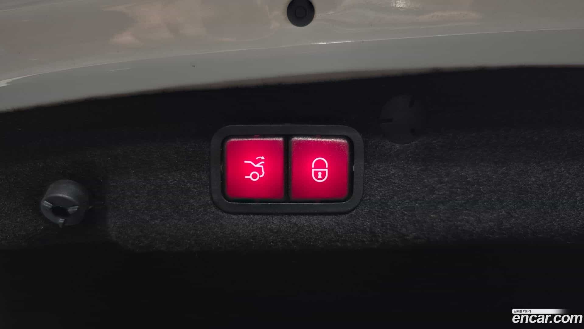 C-Class Mercedes-Benz 2021.1-OPTION-044