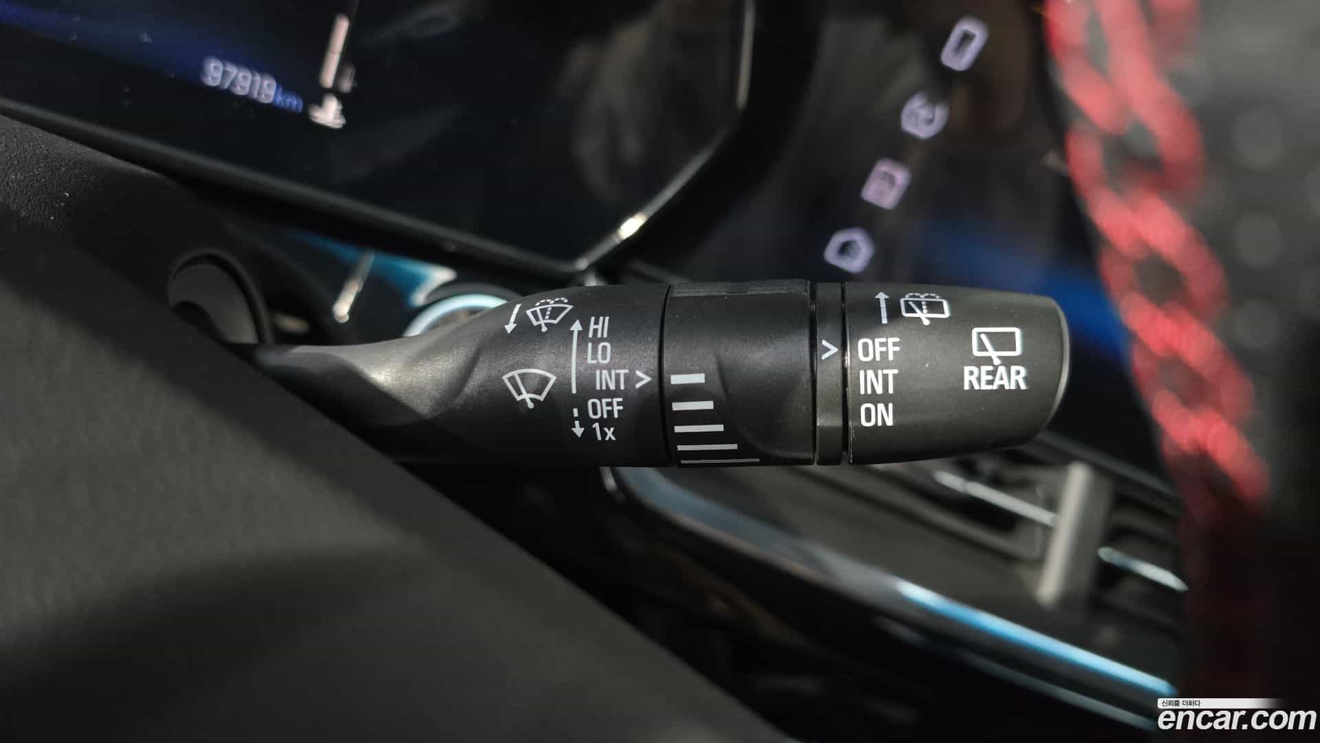 Trax Chevrolet 2024.3-OPTION-024