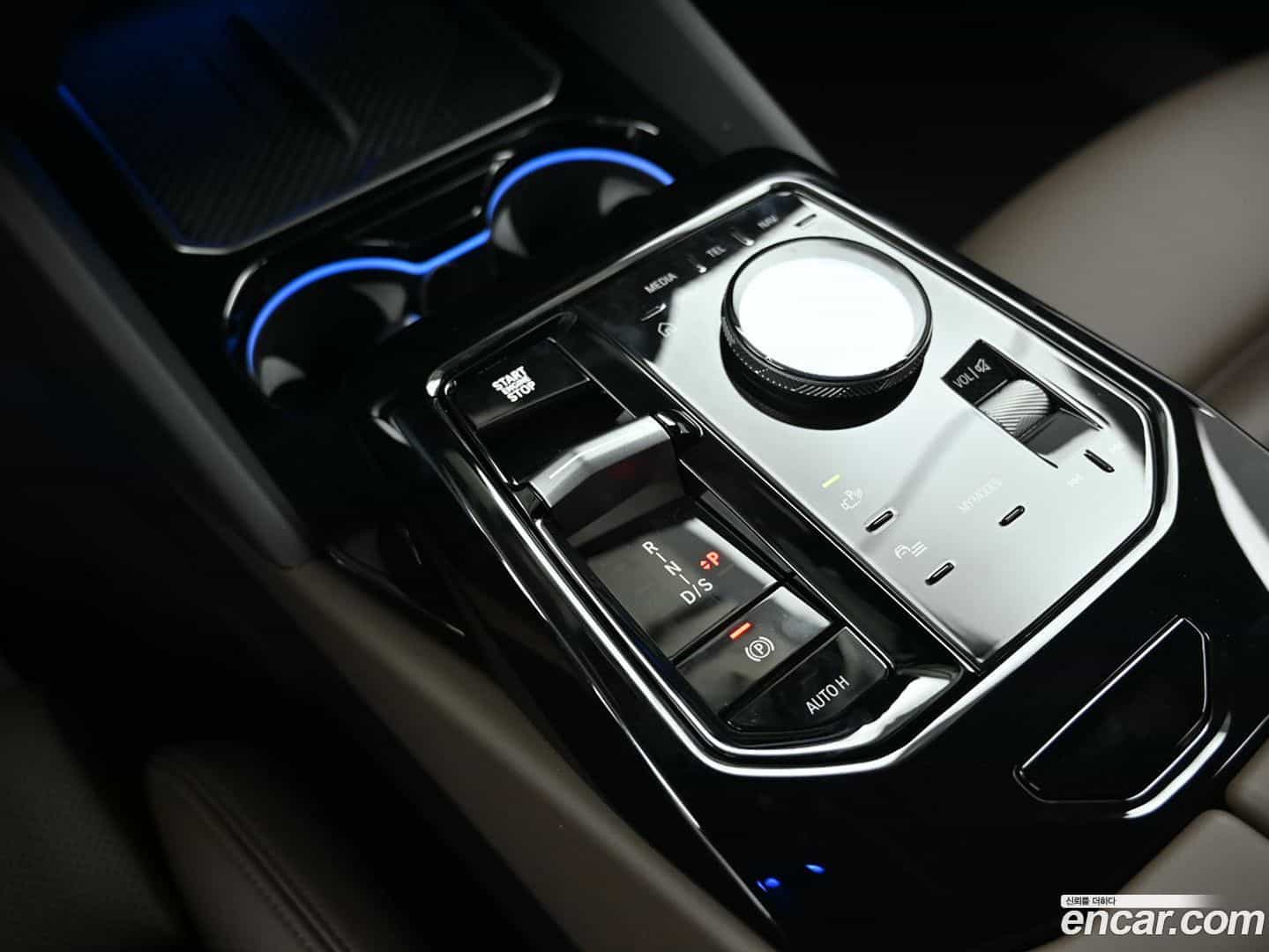 5-Series BMW 2025.5-OPTION-024