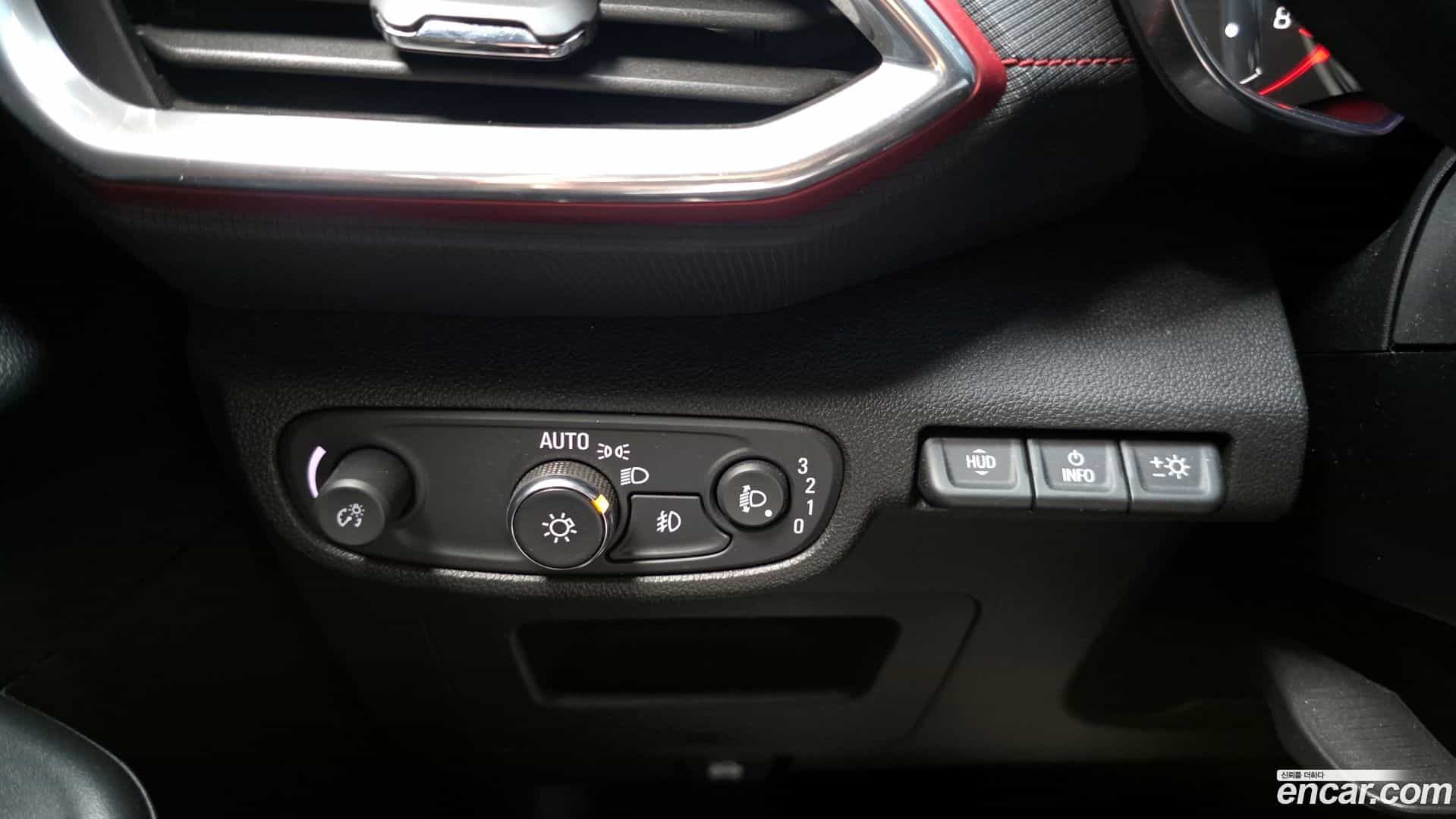 Trailblazer Chevrolet 2021.5-OPTION-022