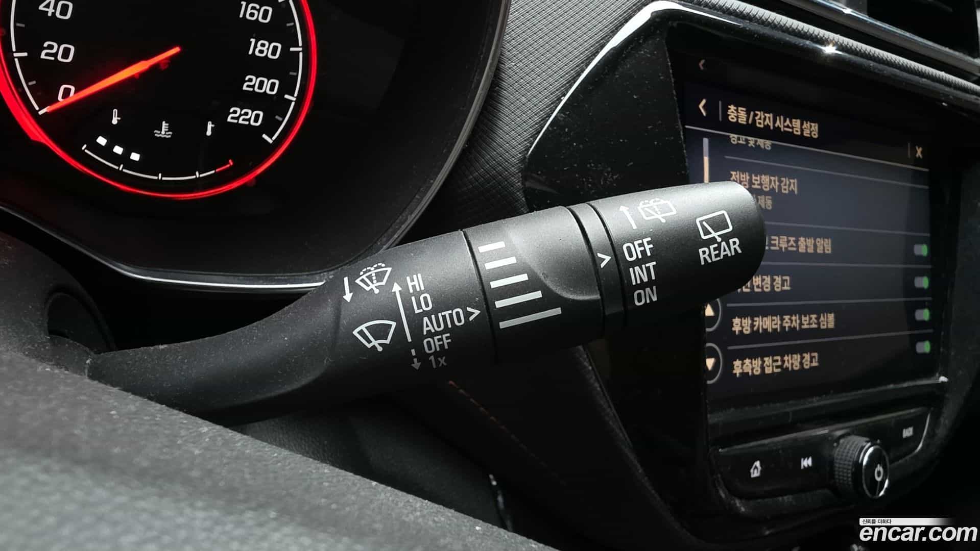 Trailblazer Chevrolet 2021.5-OPTION-049