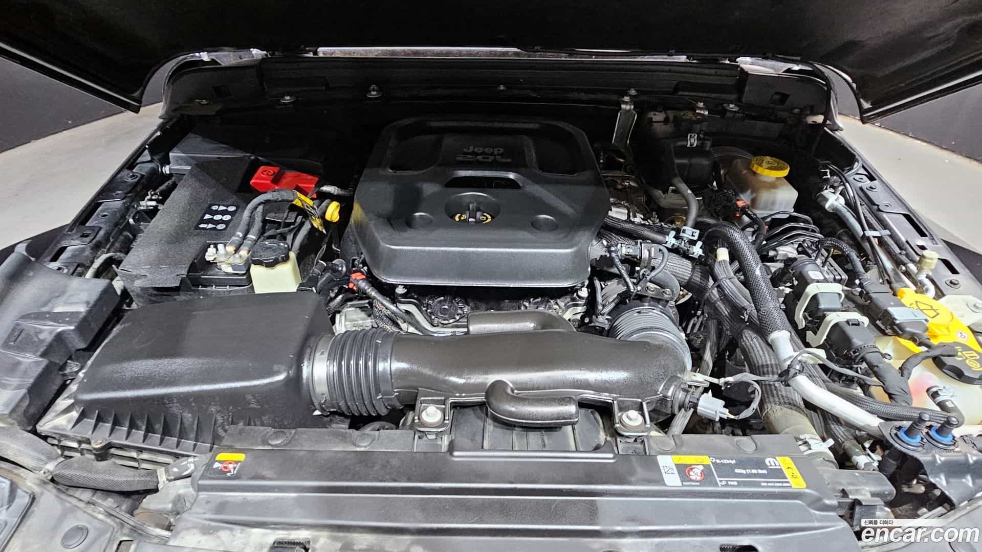 Wrangler Jeep 2021.2-OUTER-006