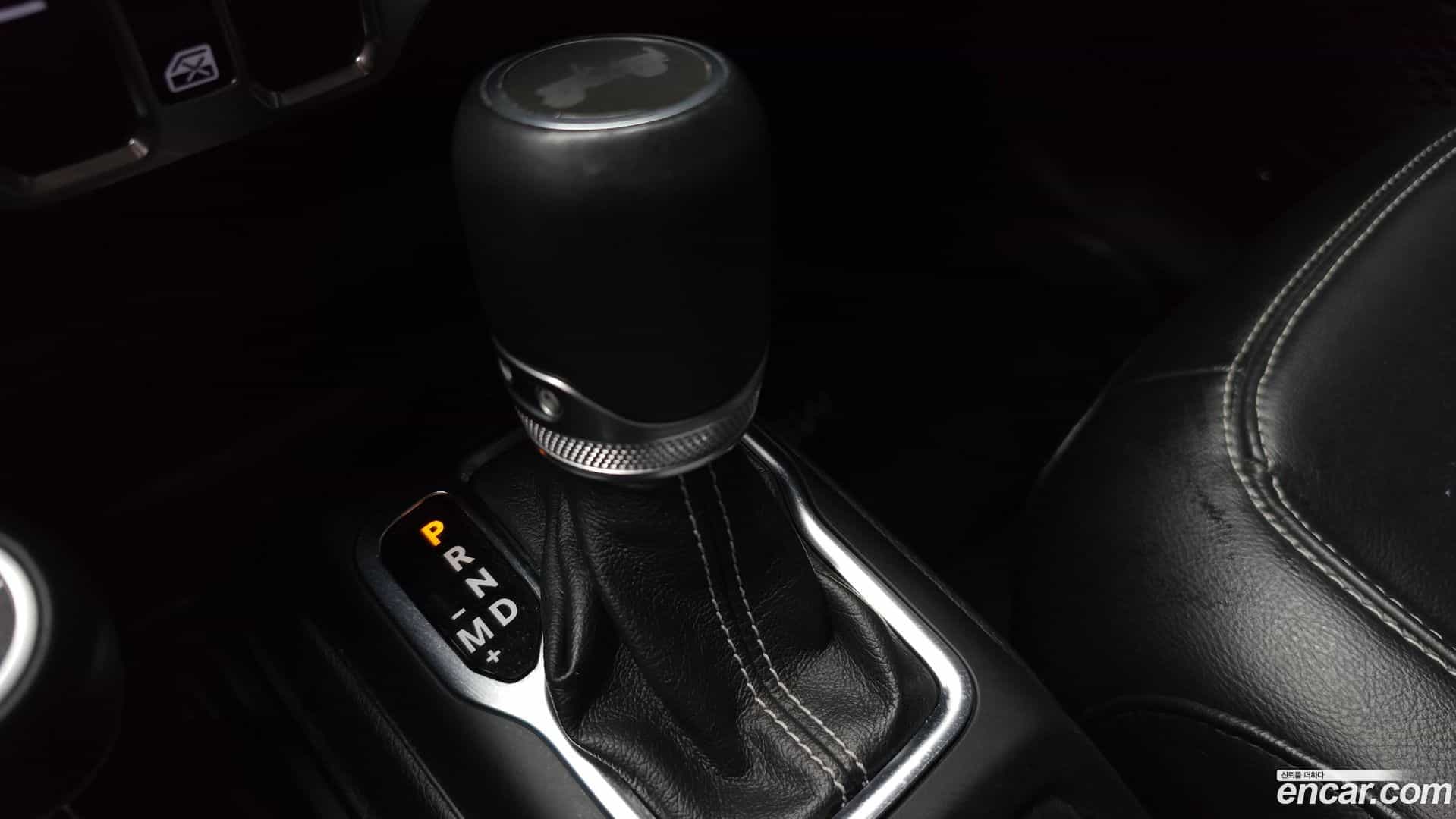 Wrangler Jeep 2021.2-INNER-009